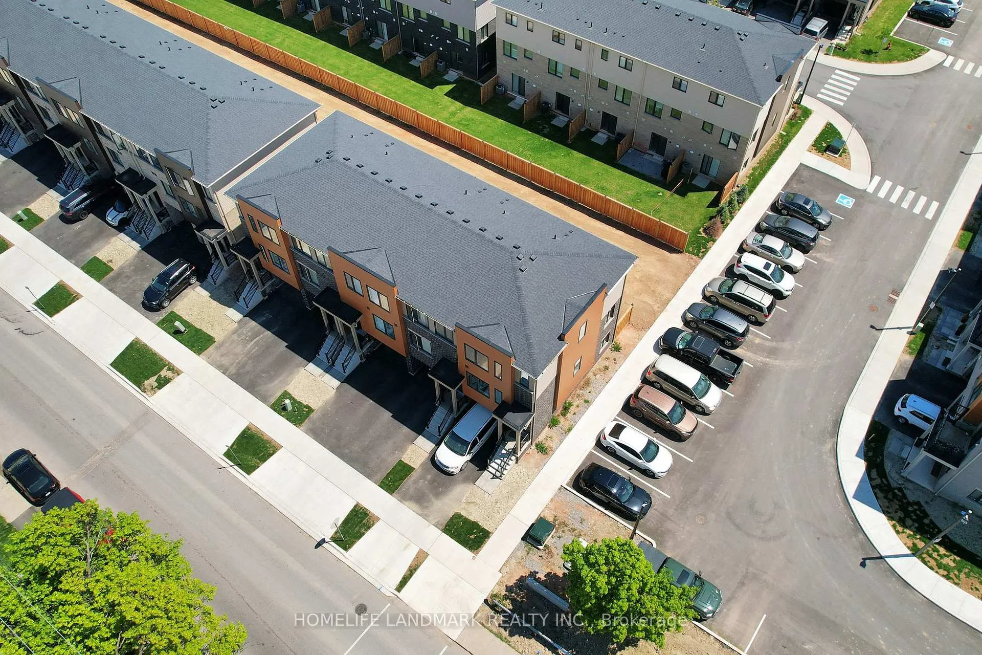 Photo 35 of 2 Reid Avenue N, Hamilton, McQuesten — HOMEH