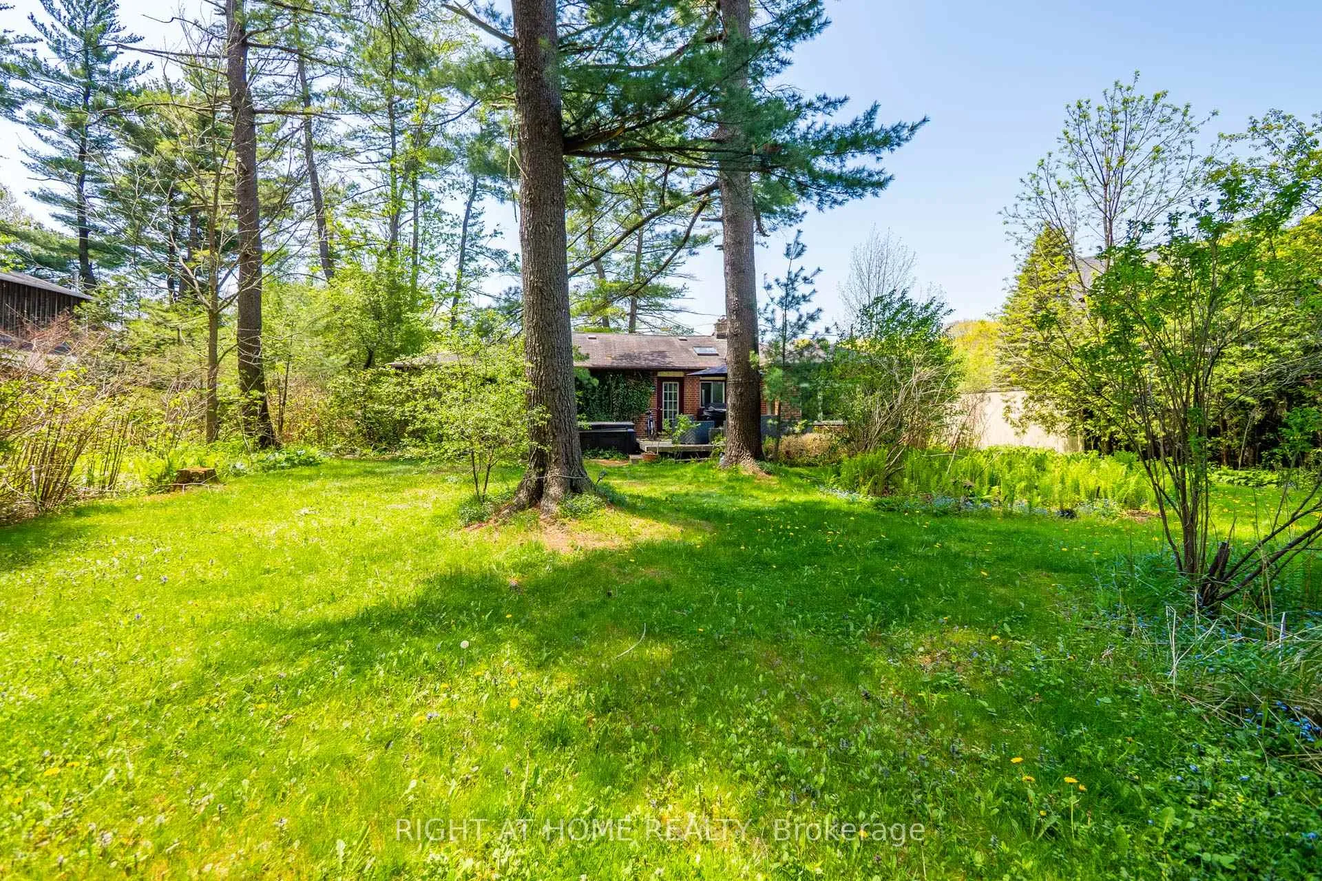 Photo 6 of 255 Shaver Road, Hamilton, Ancaster — HOMEH