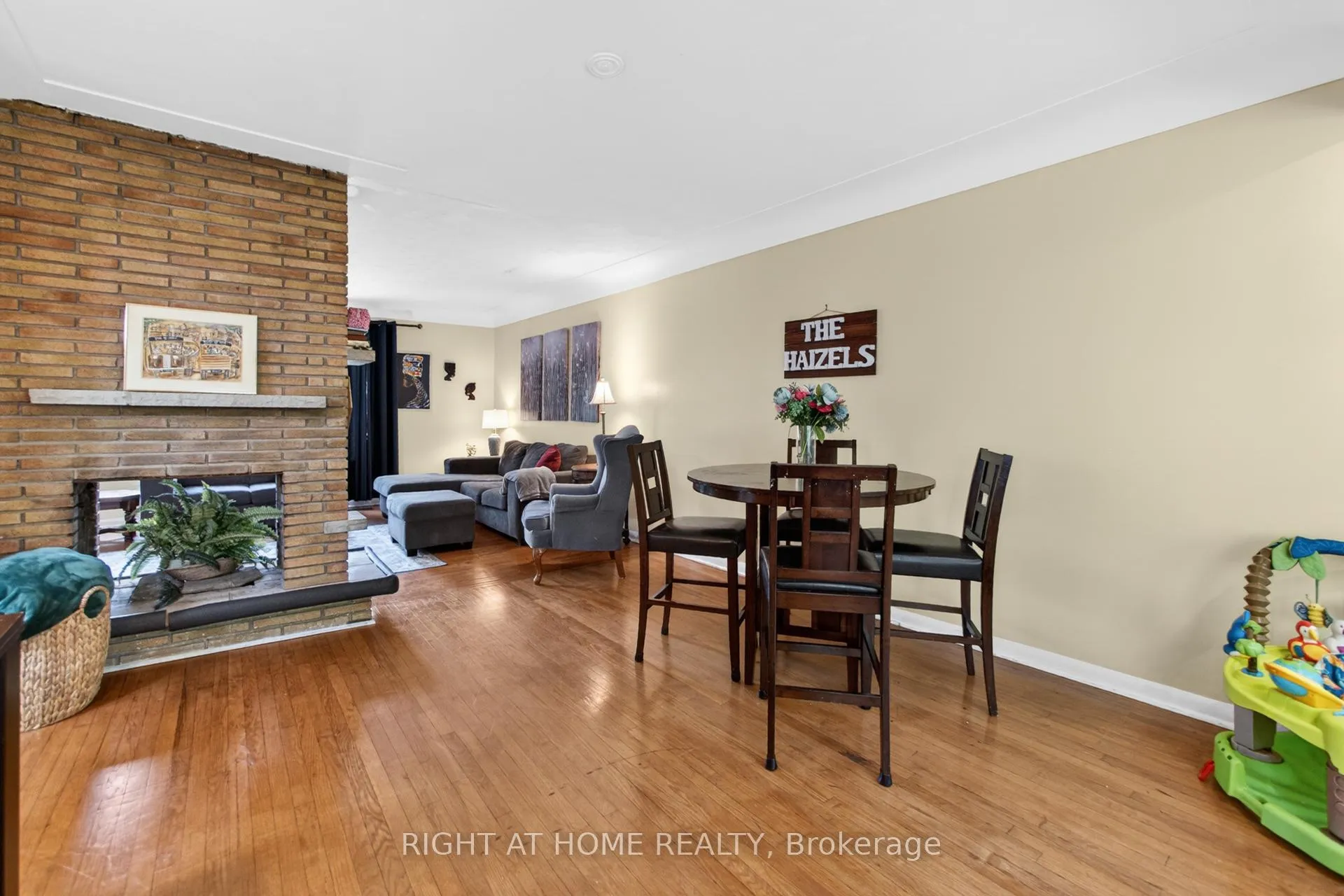 Photo 33 of 255 Shaver Road, Hamilton, Ancaster — HOMEH