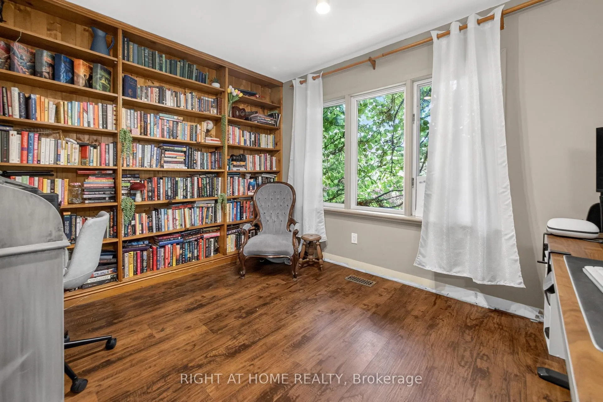 Photo 38 of 255 Shaver Road, Hamilton, Ancaster — HOMEH