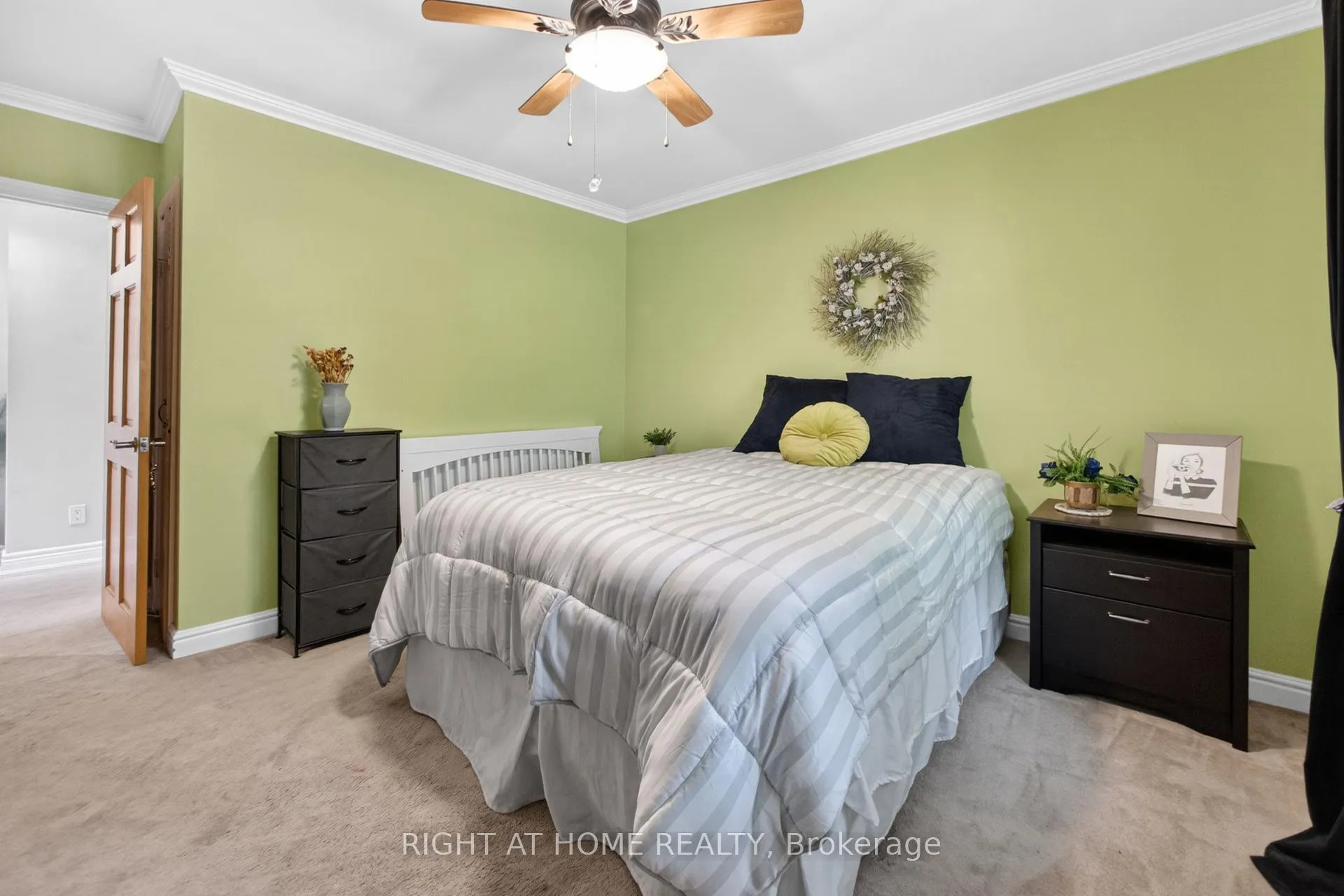 Photo 41 of 255 Shaver Road, Hamilton, Ancaster — HOMEH