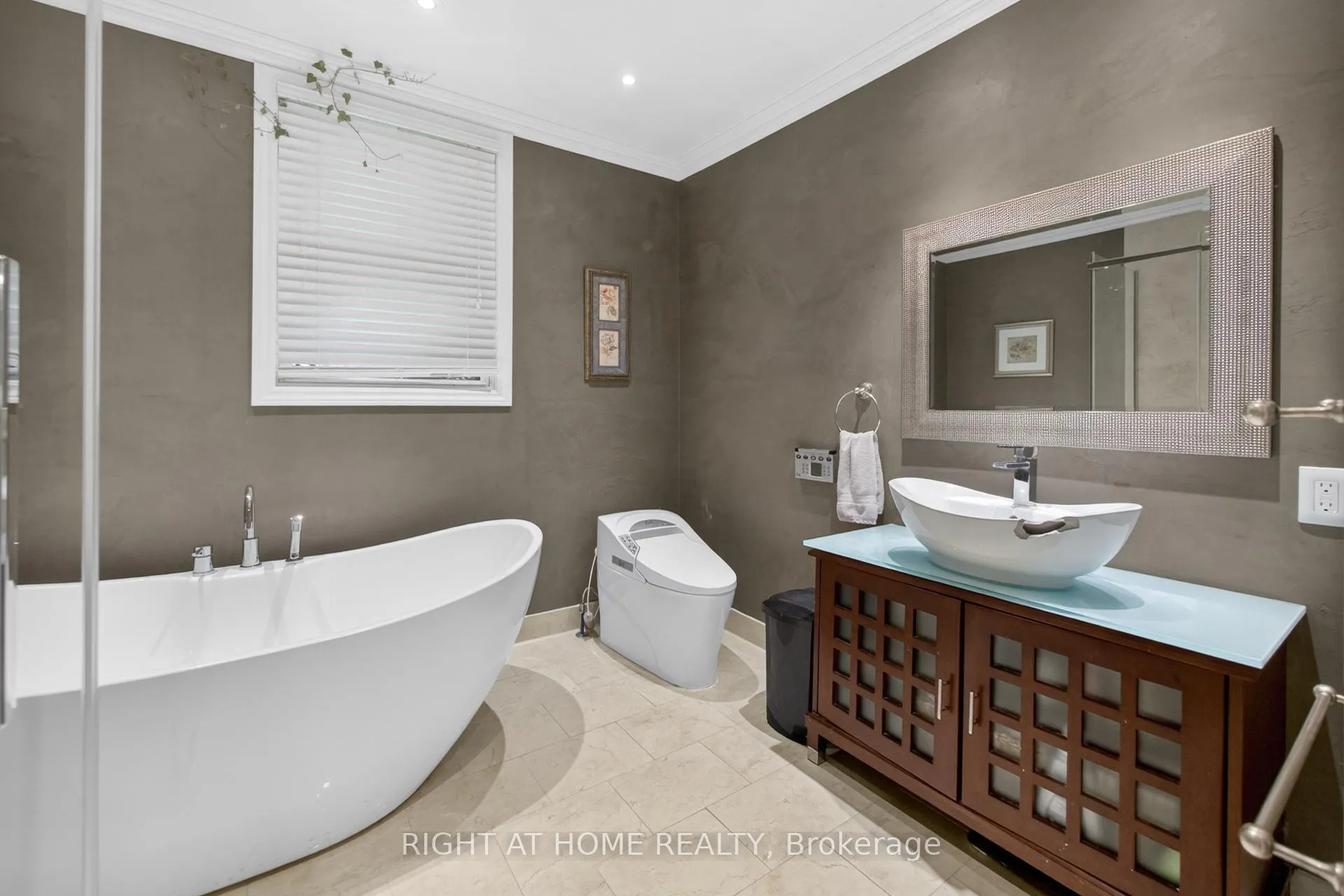 Photo 49 of 255 Shaver Road, Hamilton, Ancaster — HOMEH