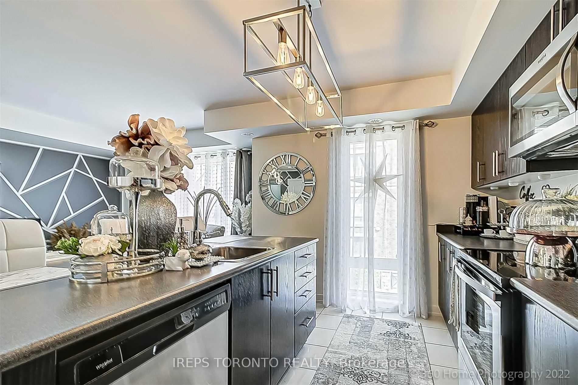 Photo 4 of Unit 1220, 11 Dunsheath Way, Markham, Cornell — HOMEH