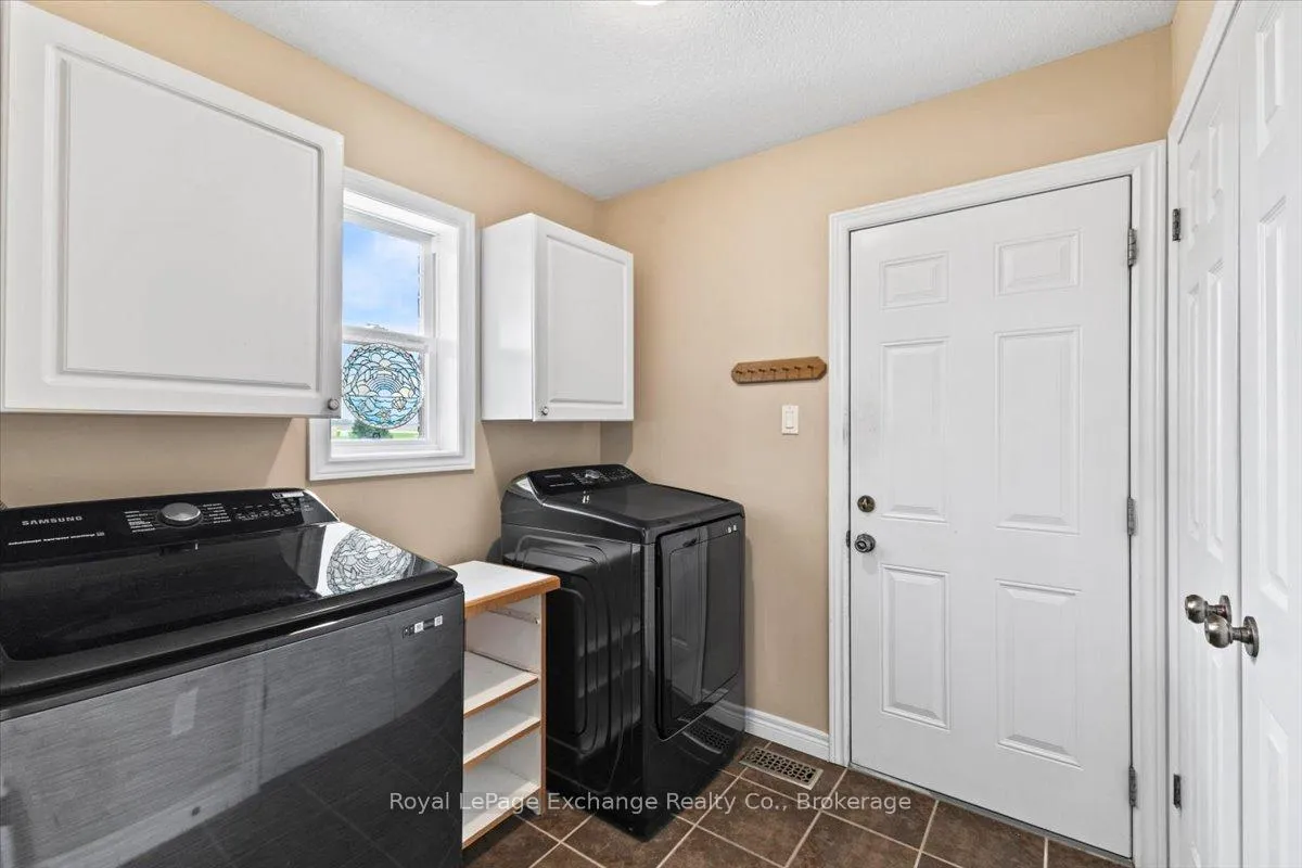 Photo 11 of 801 Troys Trail, Huron-Kinloss — HOMEH