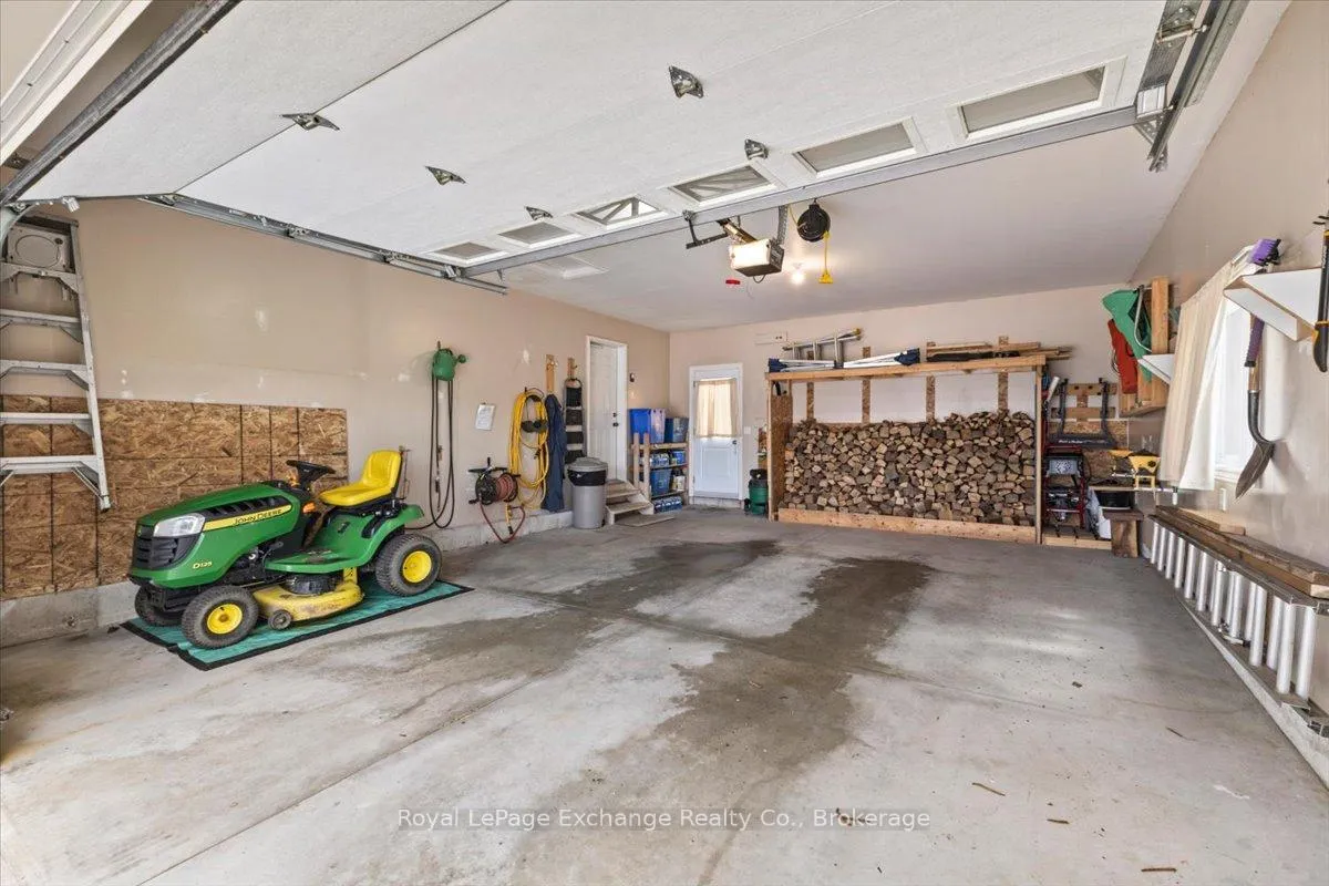 Photo 22 of 801 Troys Trail, Huron-Kinloss — HOMEH