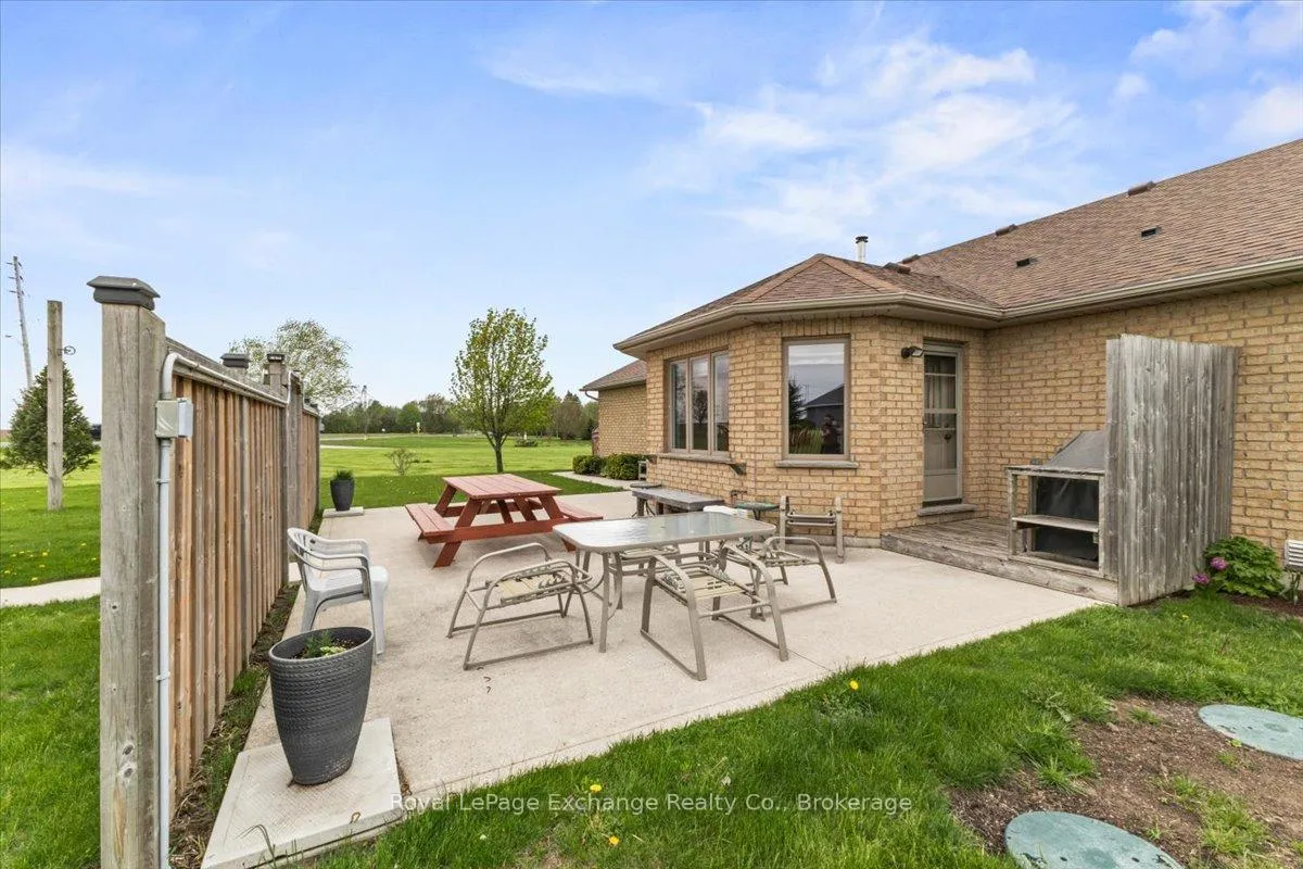 Photo 23 of 801 Troys Trail, Huron-Kinloss — HOMEH