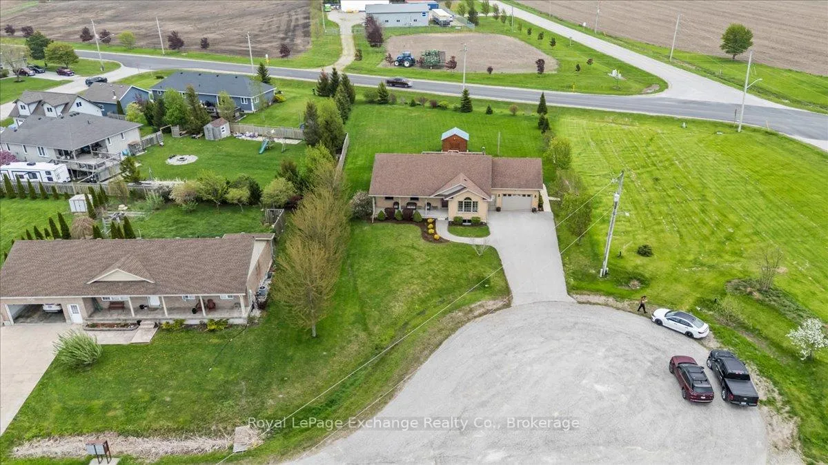 Photo 25 of 801 Troys Trail, Huron-Kinloss — HOMEH