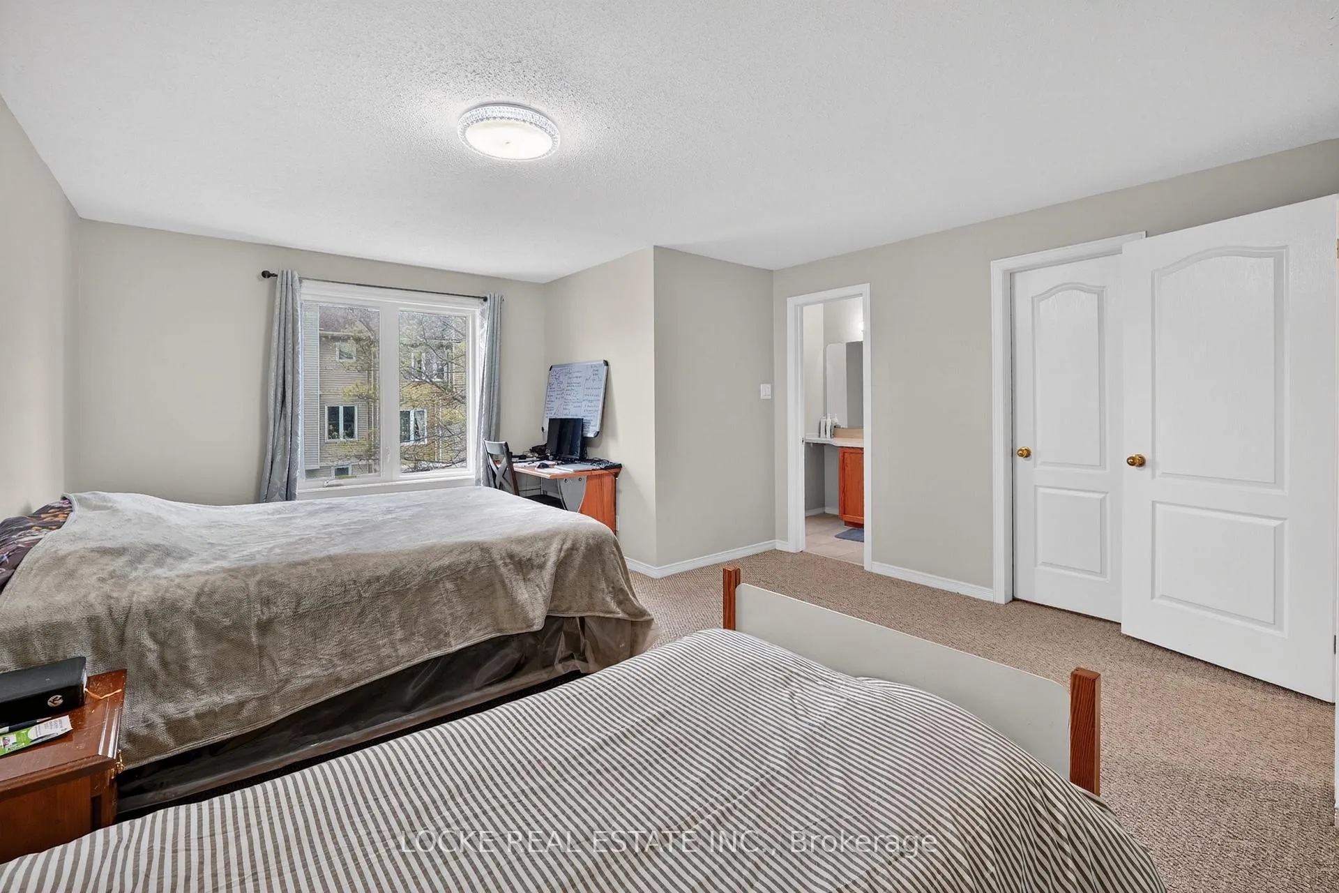 Photo 15 of 1824 Summerfields Crescent, Ottawa, Chapel Hill — HOMEH