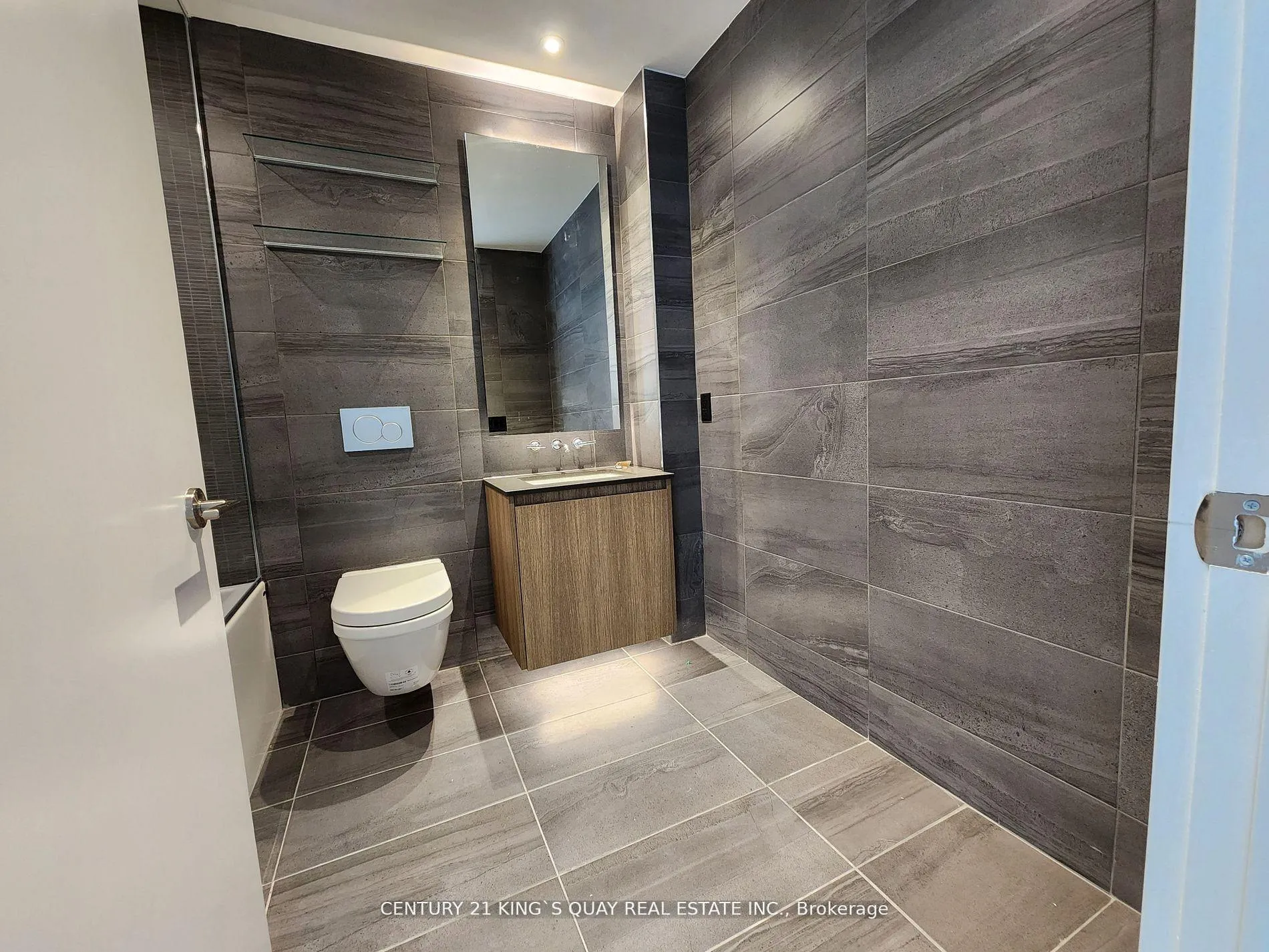 Photo 9 of Unit 1004, 81 Wellesley Street E, Toronto, Church-Yonge Corridor — HOMEH