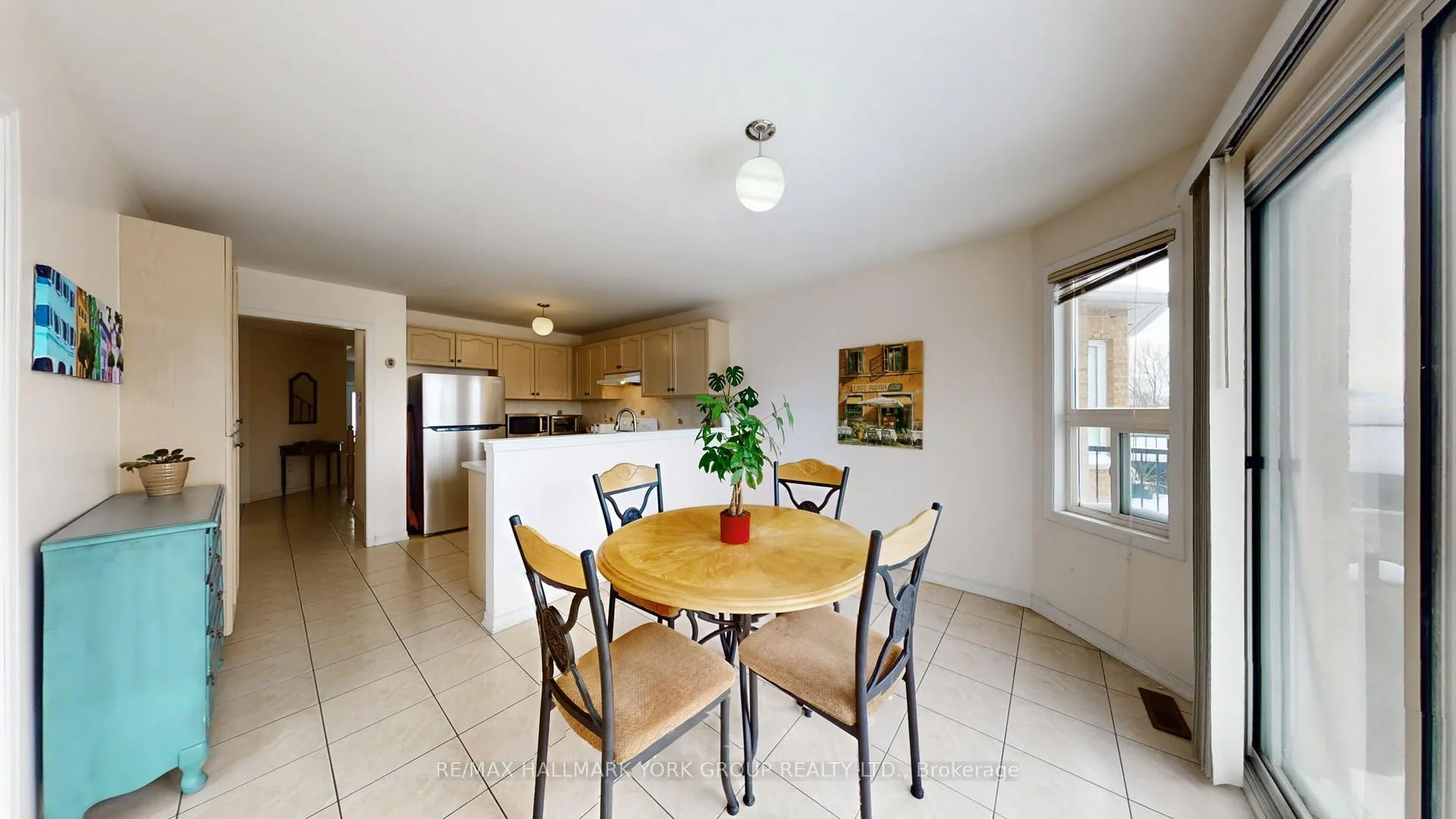 Photo 15 of 86 Petermann Street, Aurora, Bayview Northeast — HOMEH