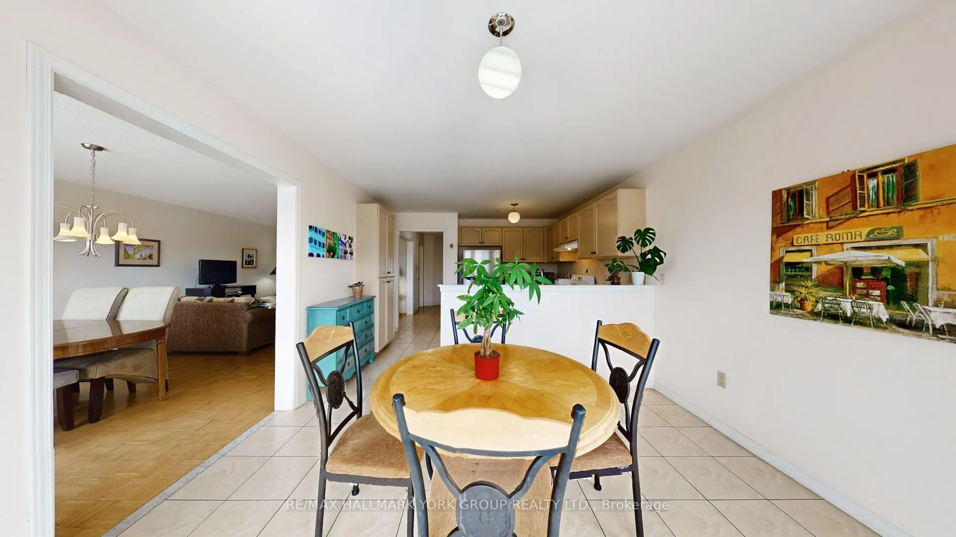 Photo 16 of 86 Petermann Street, Aurora, Bayview Northeast — HOMEH