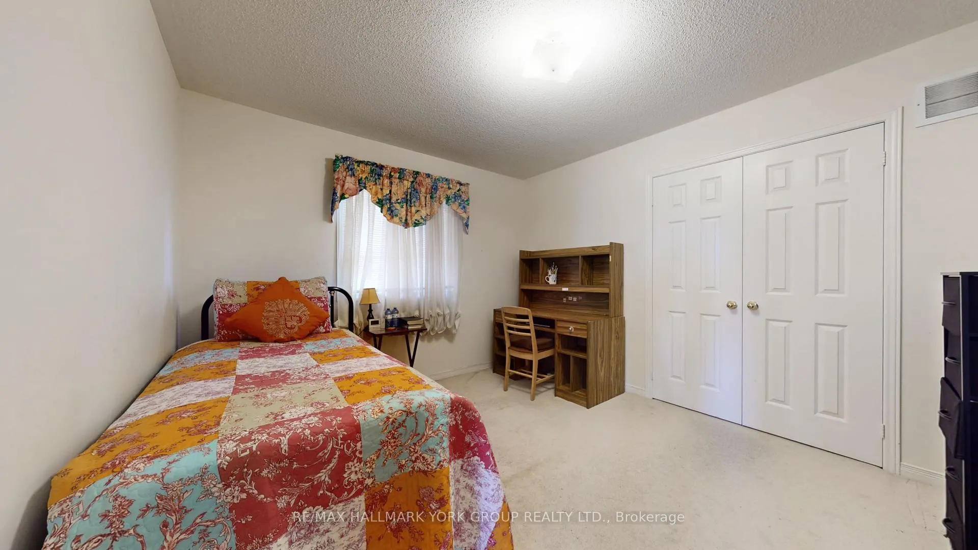 Photo 27 of 86 Petermann Street, Aurora, Bayview Northeast — HOMEH