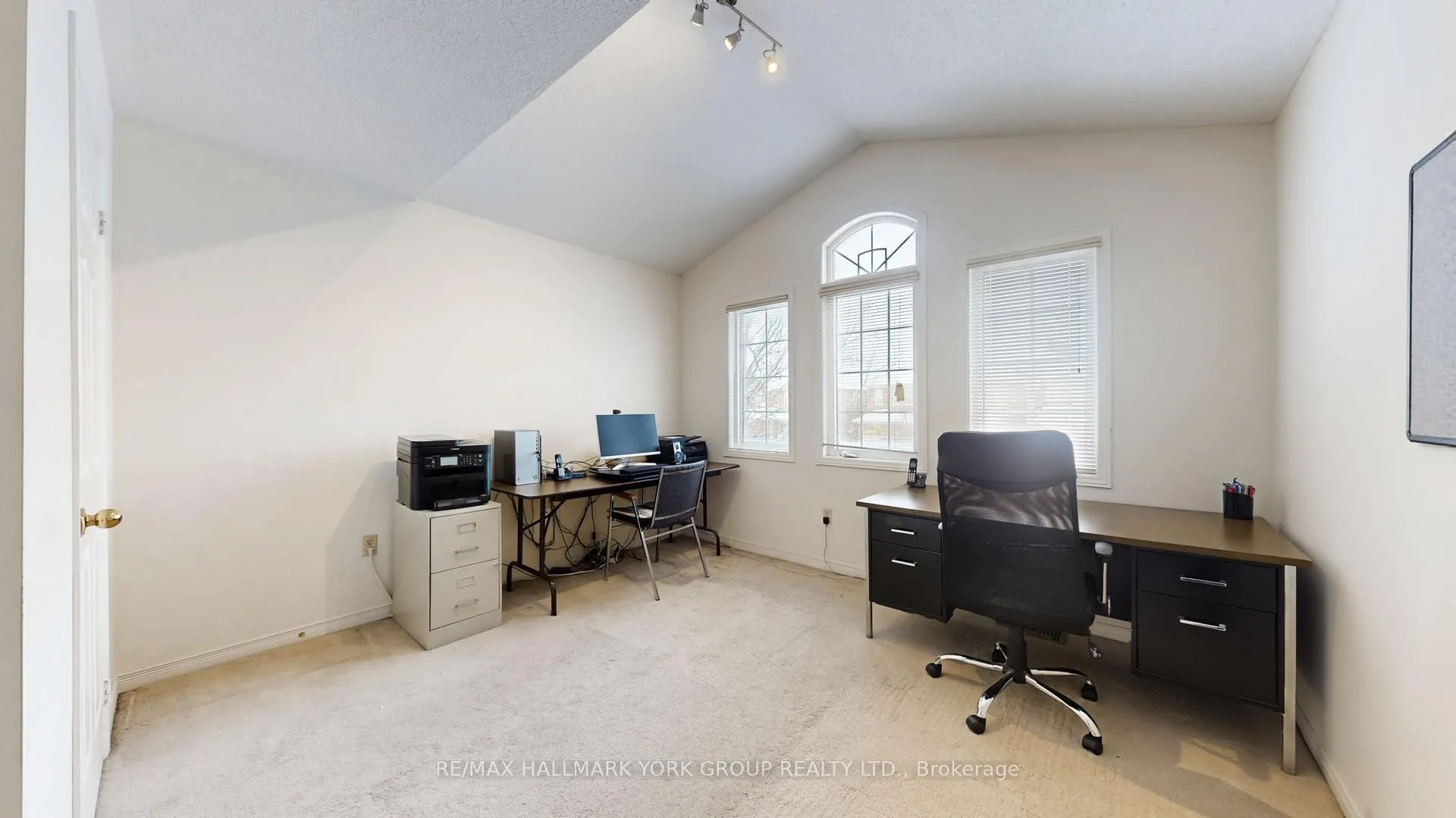 Photo 28 of 86 Petermann Street, Aurora, Bayview Northeast — HOMEH
