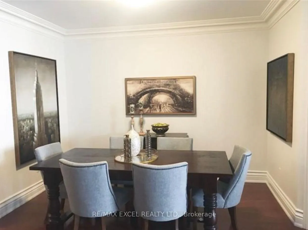 Photo 4 of Unit 312, 1 Verclaire Gate, Markham, Unionville — HOMEH