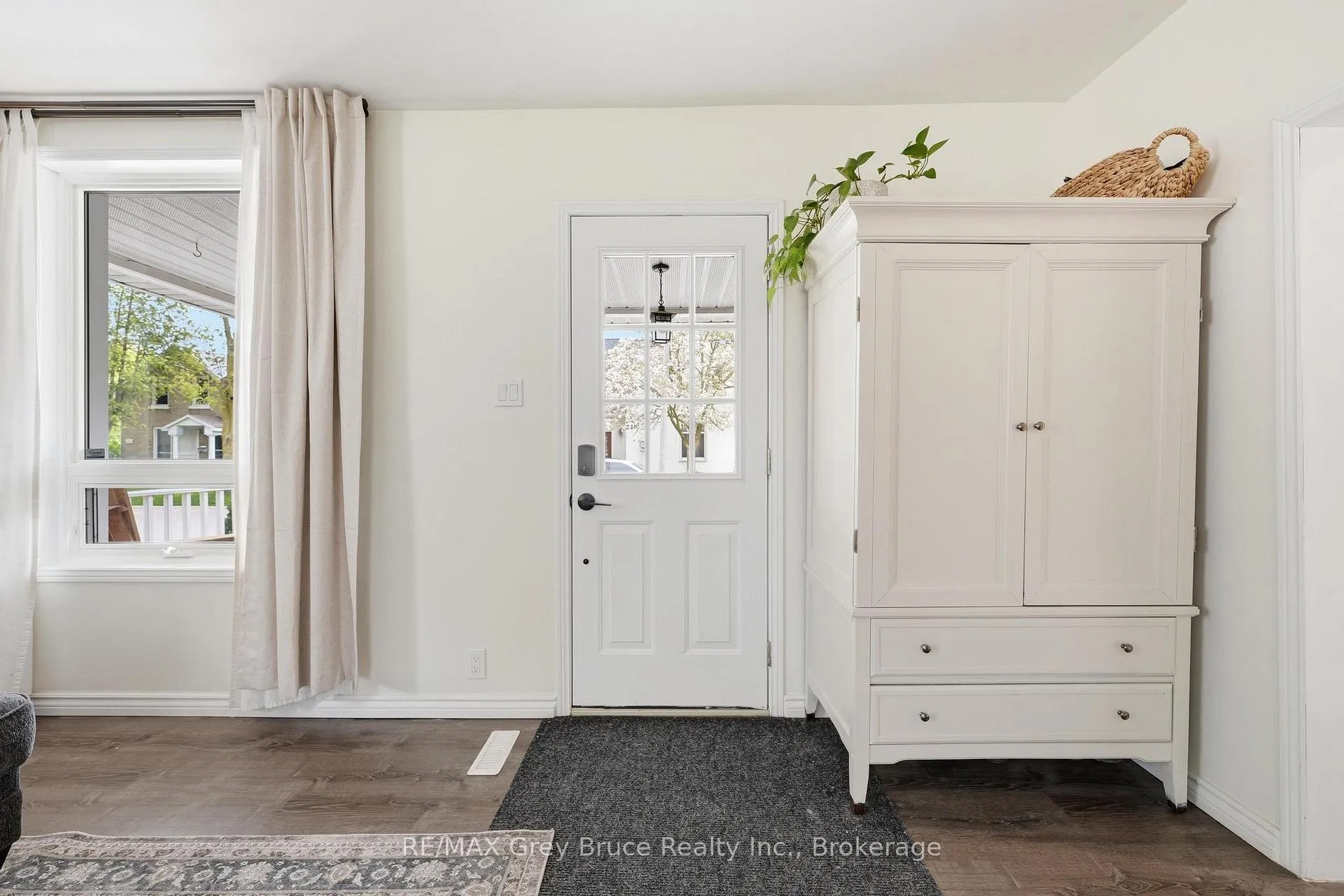 Photo 6 of 230 2nd Avenue SE, Arran-Elderslie — HOMEH
