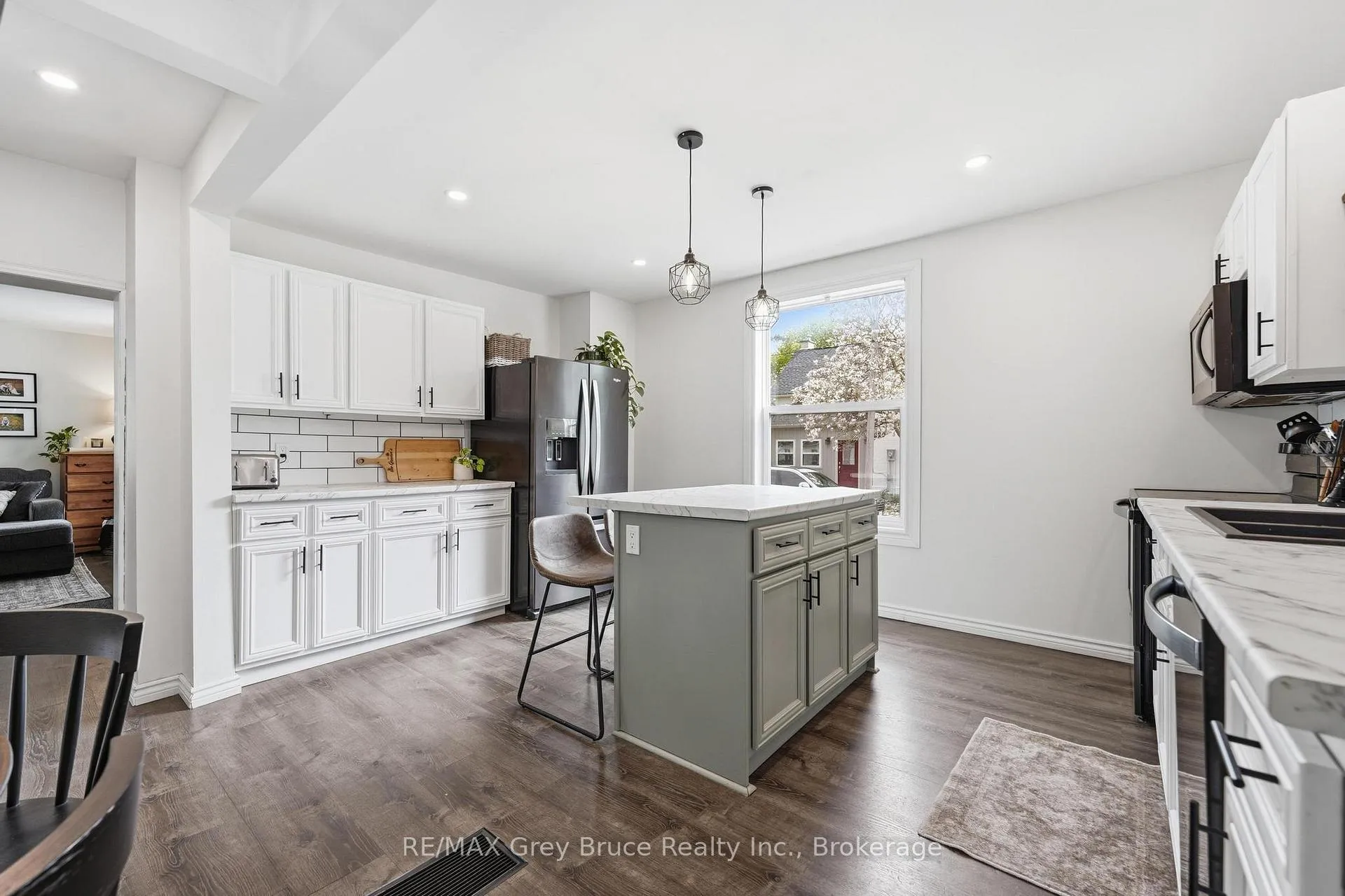 Photo 13 of 230 2nd Avenue SE, Arran-Elderslie — HOMEH