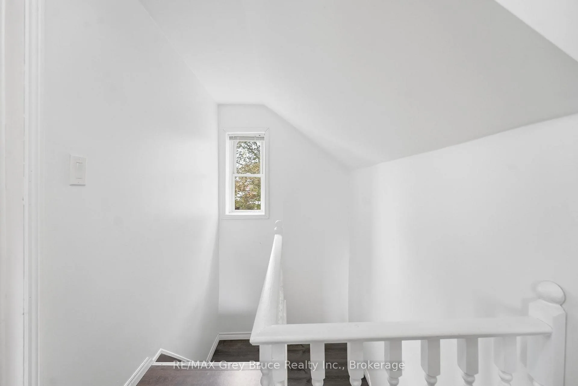 Photo 18 of 230 2nd Avenue SE, Arran-Elderslie — HOMEH