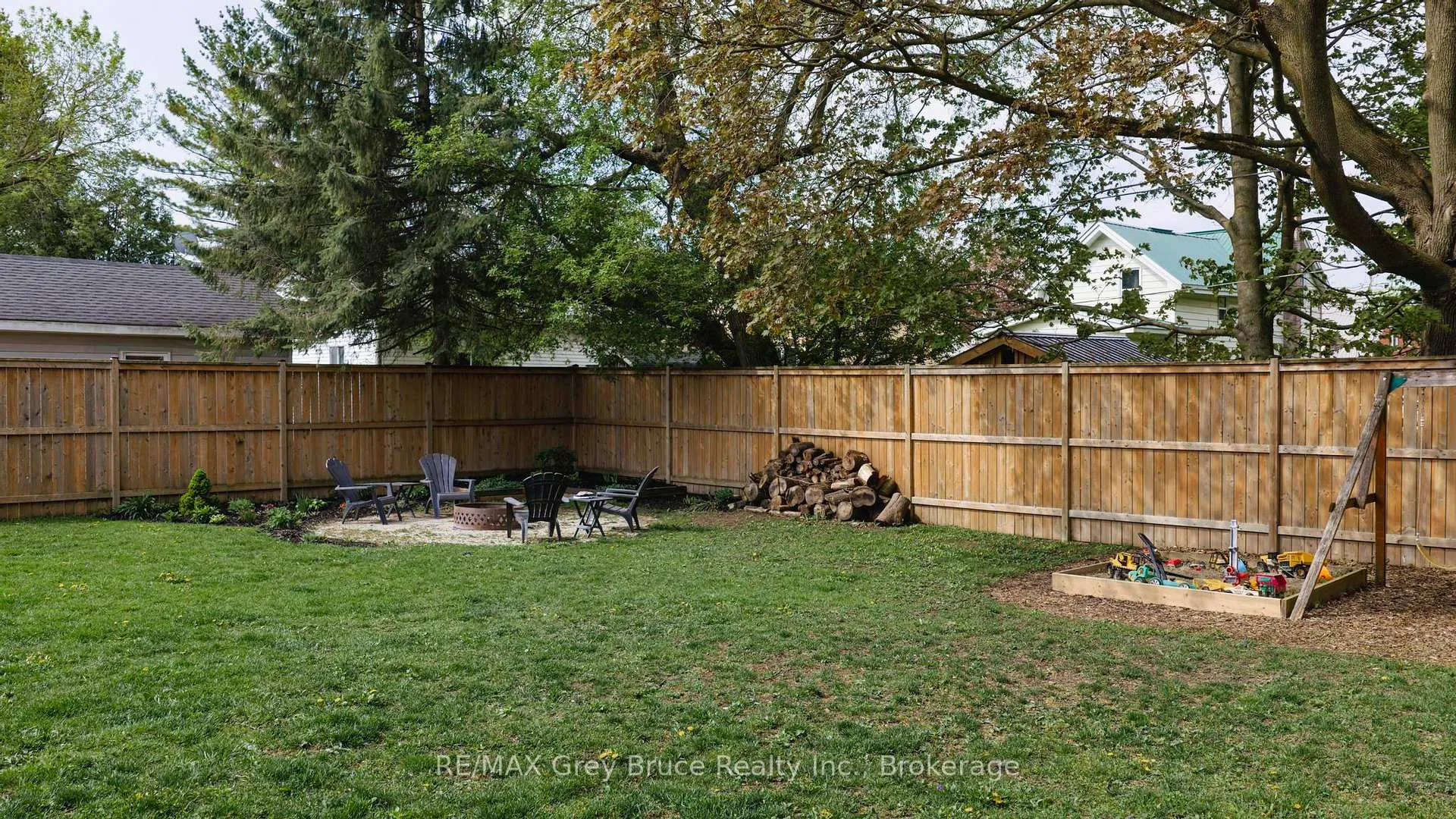 Photo 30 of 230 2nd Avenue SE, Arran-Elderslie — HOMEH