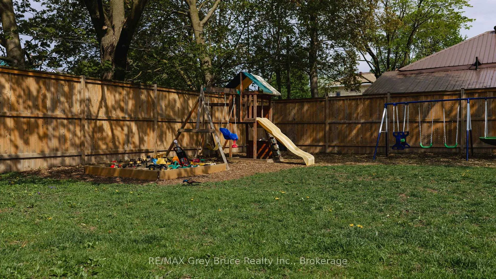 Photo 31 of 230 2nd Avenue SE, Arran-Elderslie — HOMEH