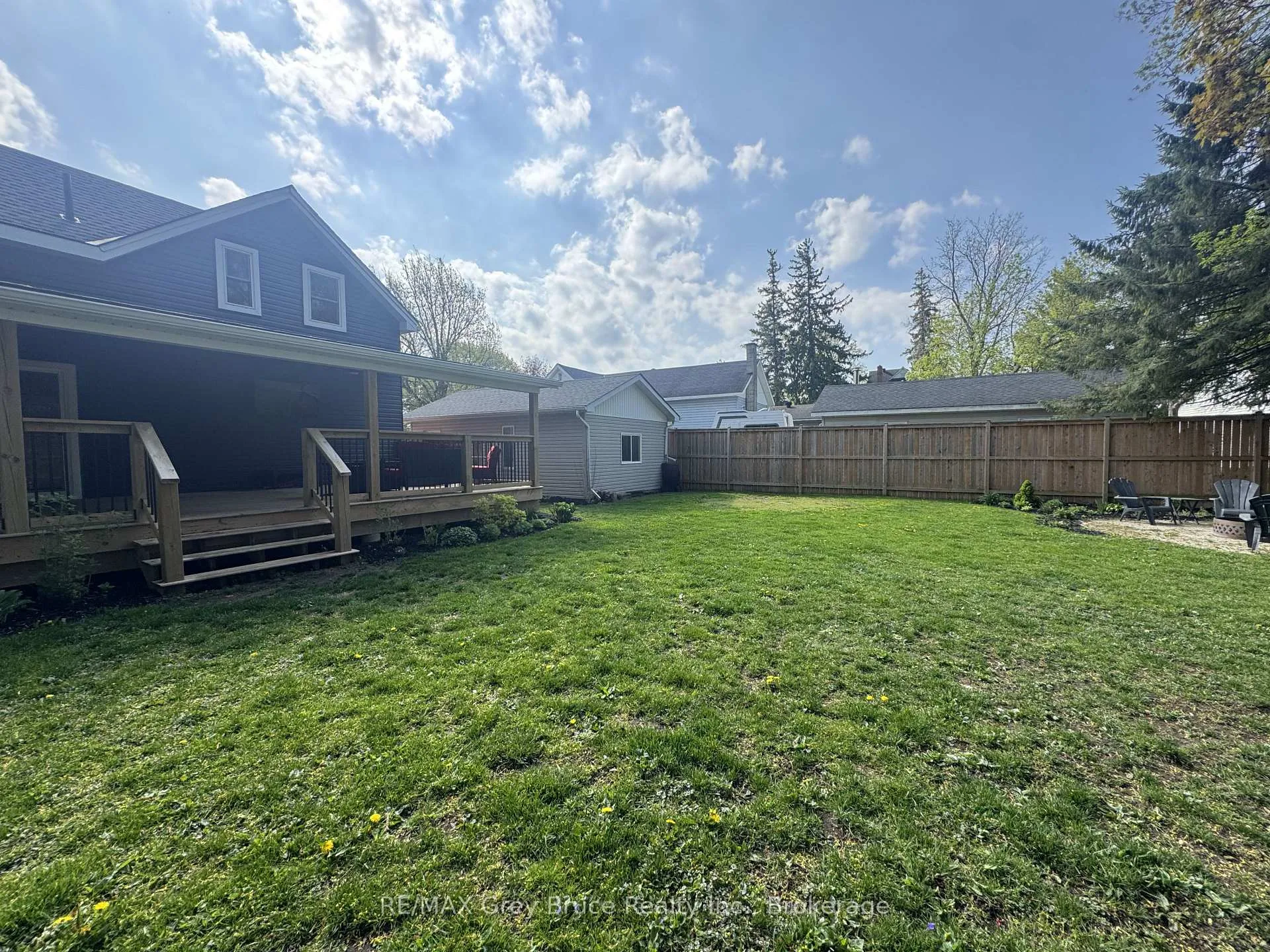 Photo 36 of 230 2nd Avenue SE, Arran-Elderslie — HOMEH