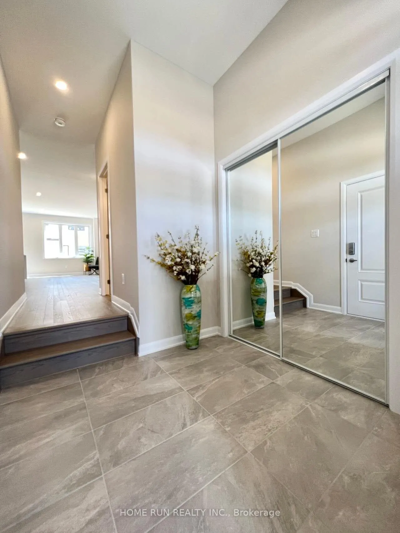Photo 3 of 511 Moyard Drive, Ottawa, Barrhaven - Half Moon Bay — HOMEH