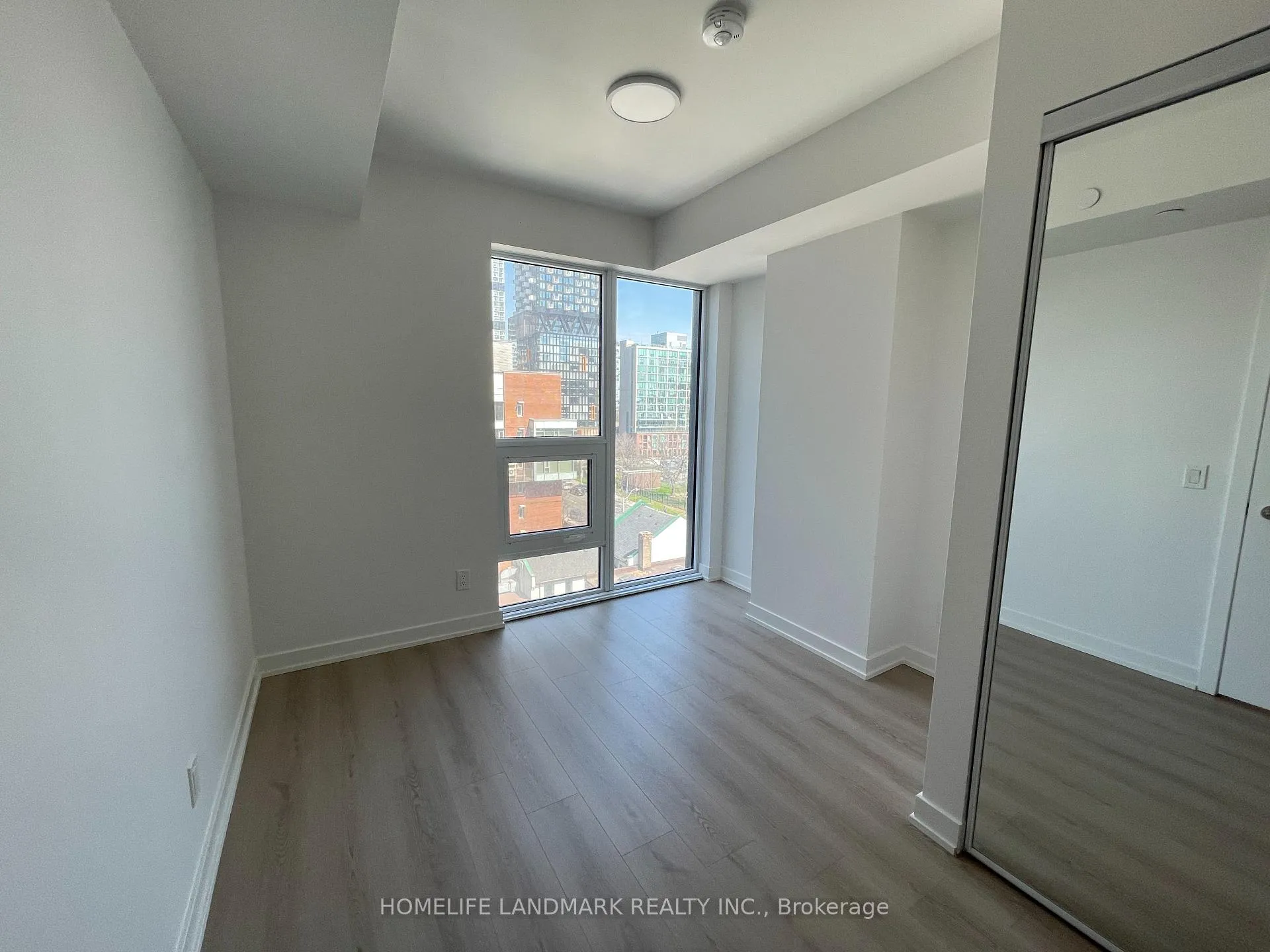 Photo 4 of Unit 803, 100 Queen Street E, Toronto, Church-Yonge Corridor — HOMEH