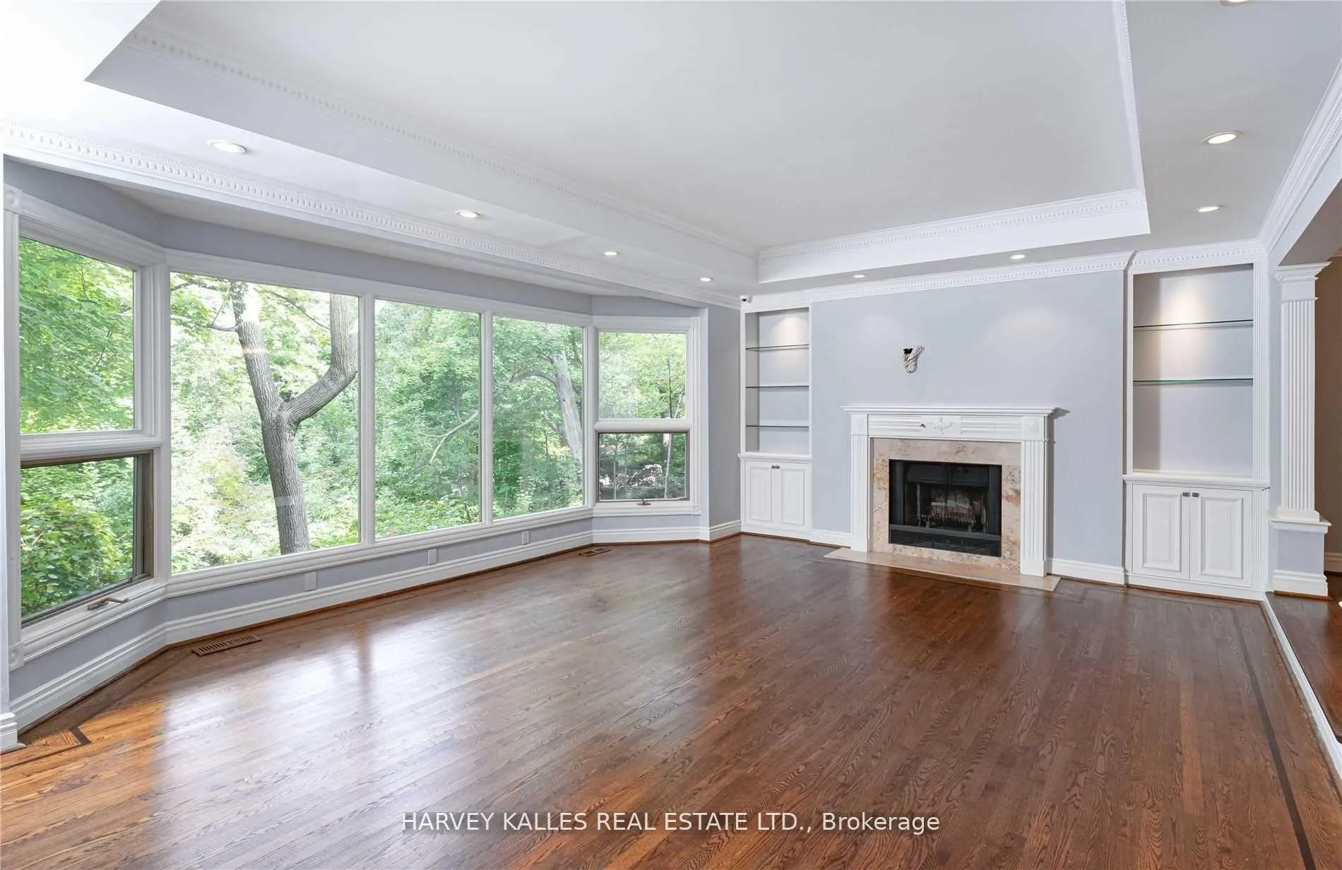 Photo 7 of 22 Lower Village Gate, Toronto, Forest Hill South — HOMEH