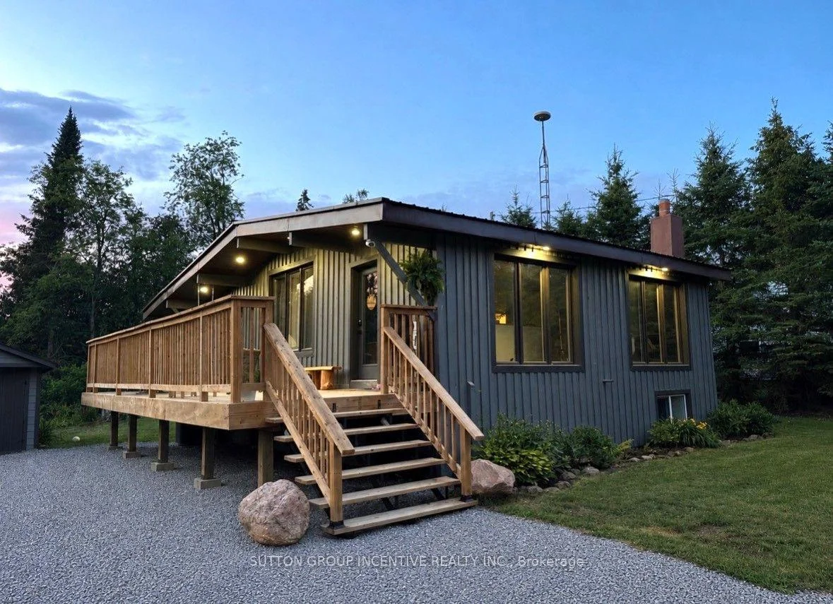 Front of 519 Galway Road