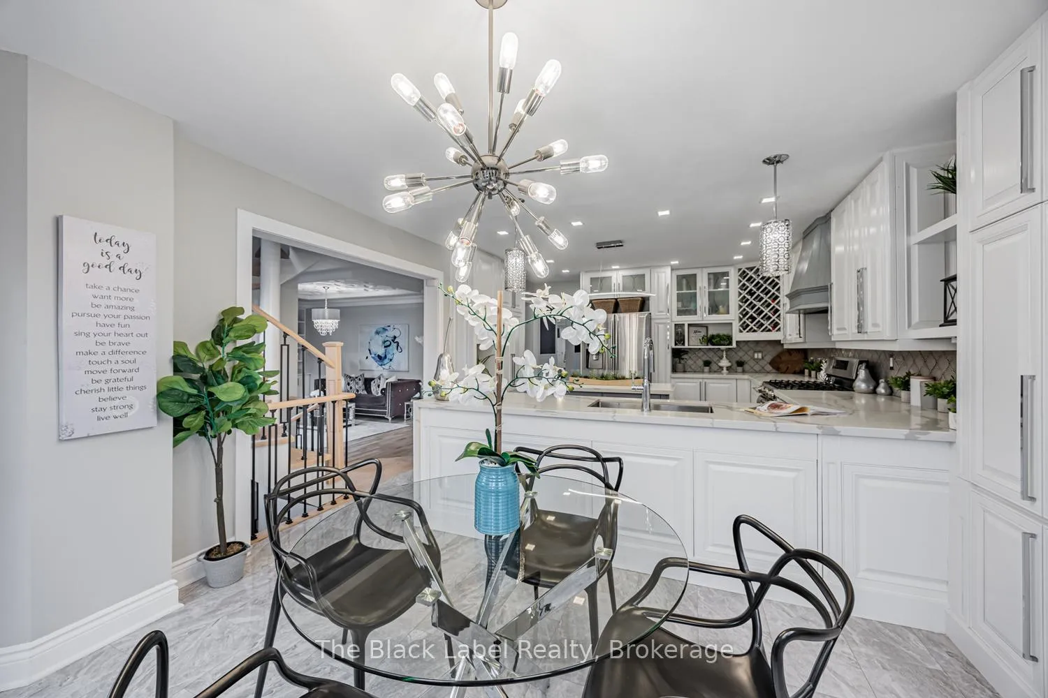 Photo 11 of 48 Lipton Crescent, Whitby, Pringle Creek — HOMEH