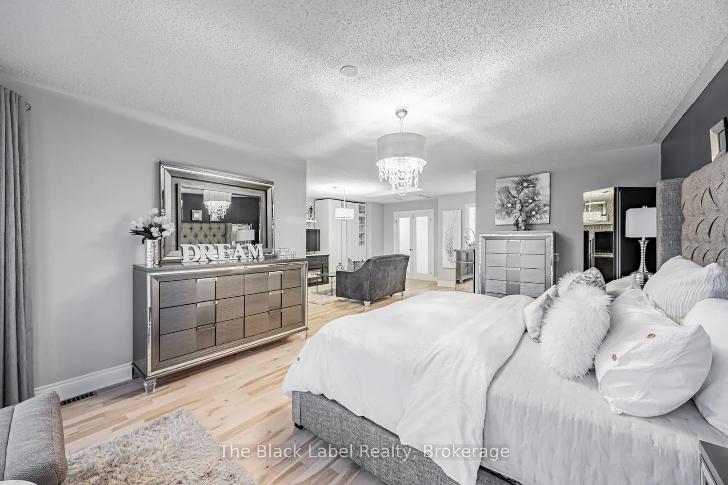Photo 28 of 48 Lipton Crescent, Whitby, Pringle Creek — HOMEH