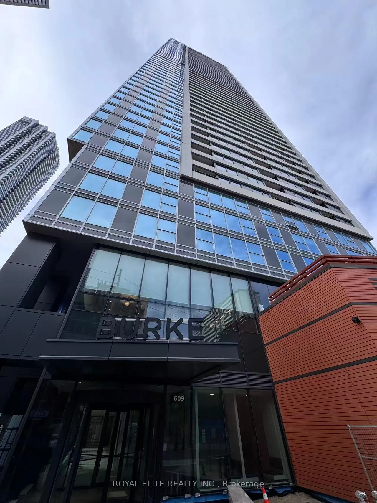 Photo 2 of Unit 1108, 609 Sherbourne Street, Toronto, North St. James Town — HOMEH