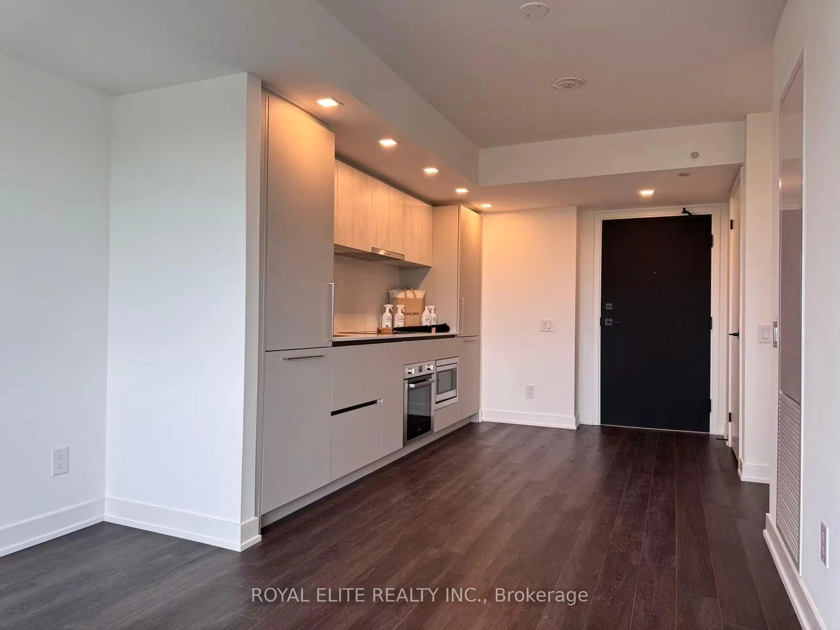 Photo 11 of Unit 1108, 609 Sherbourne Street, Toronto, North St. James Town — HOMEH