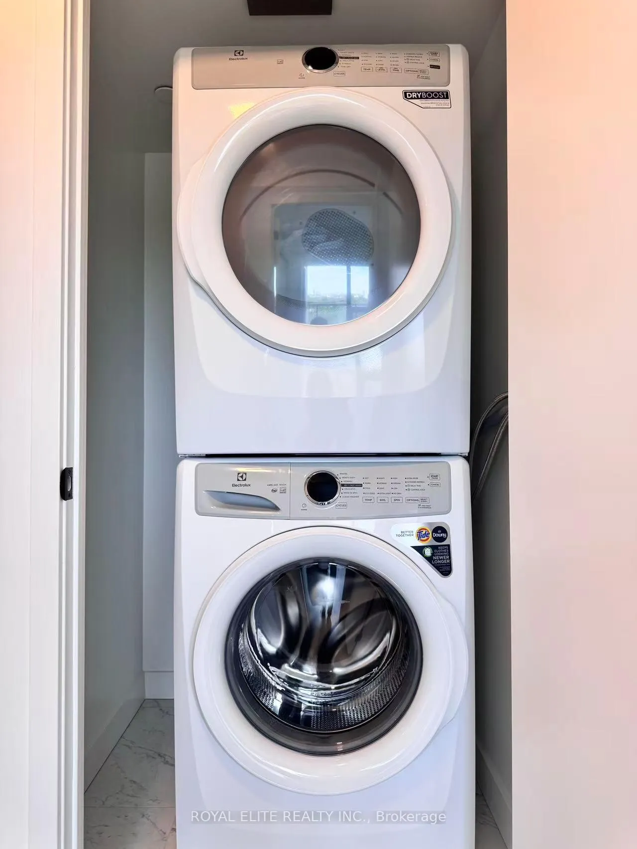 Photo 15 of Unit 1108, 609 Sherbourne Street, Toronto, North St. James Town — HOMEH