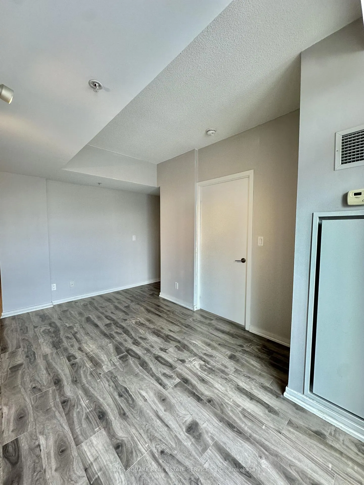 Photo 3 of Unit 640, 68 Abell Street, Toronto, Little Portugal — HOMEH