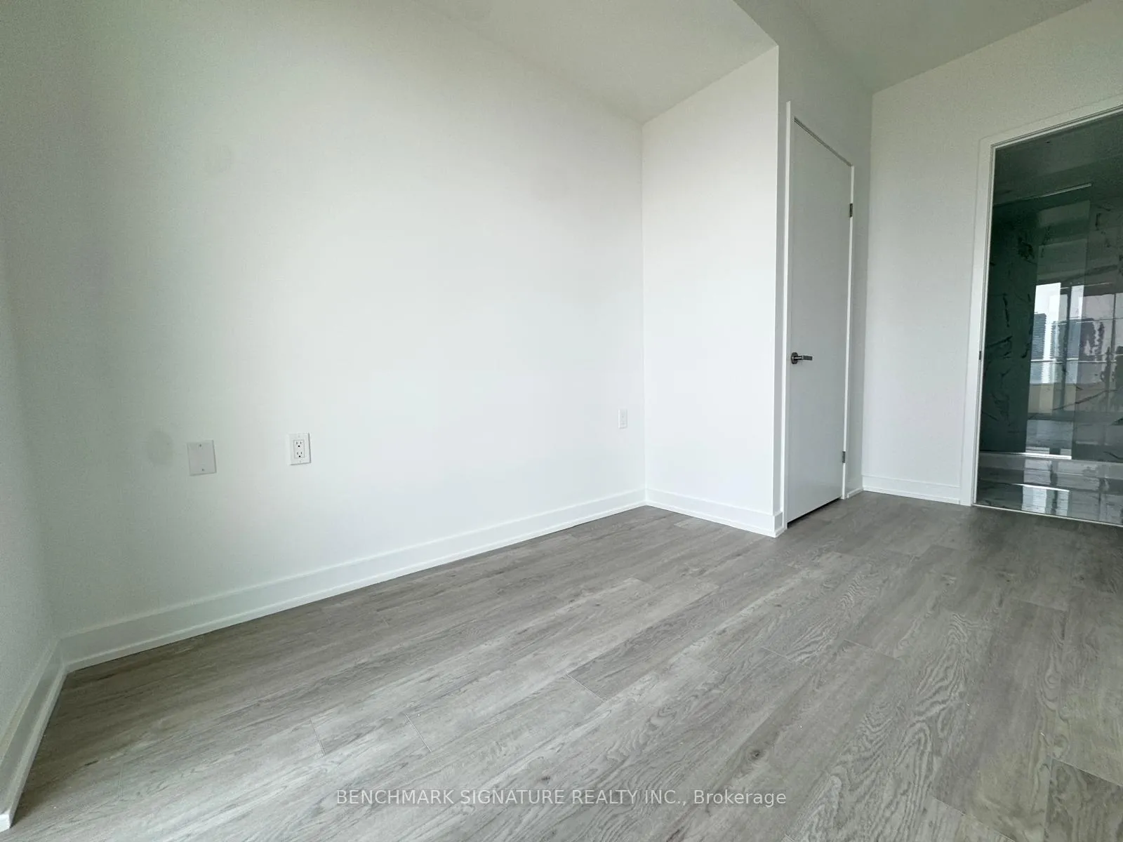 Photo 3 of Unit 4803, 88 Queen Street E, Toronto, Church-Yonge Corridor — HOMEH