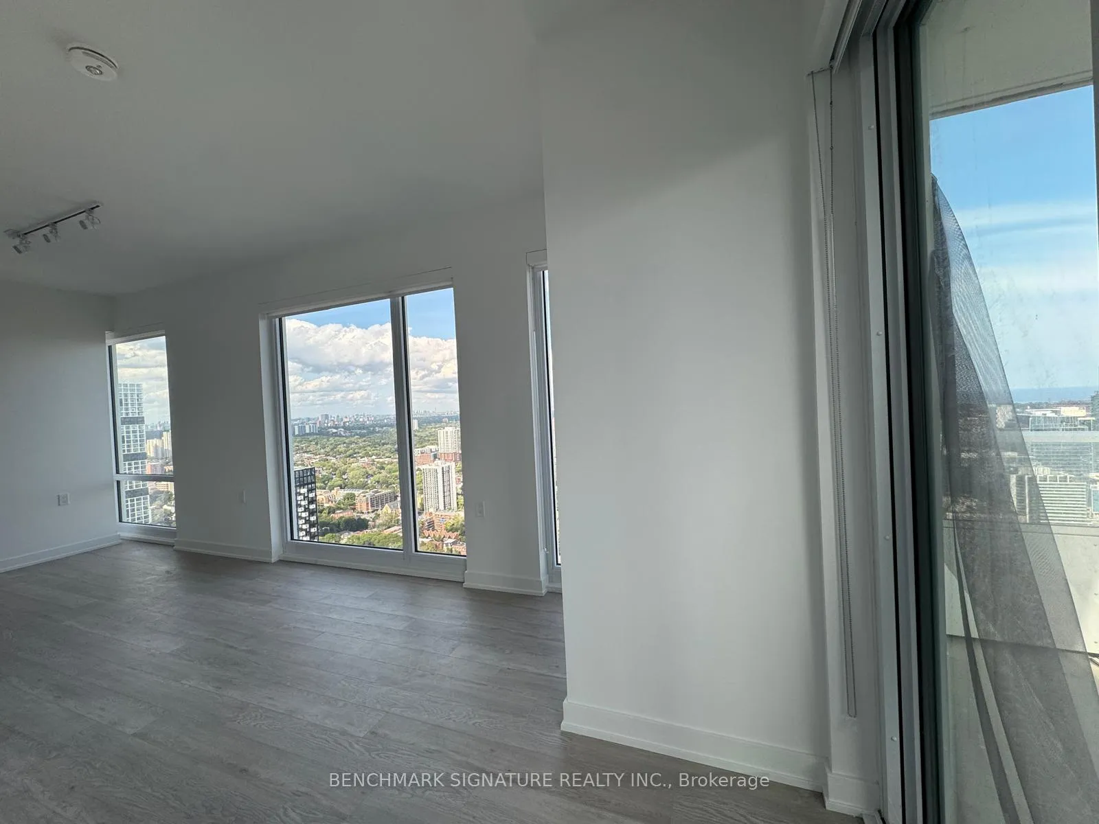 Photo 13 of Unit 4803, 88 Queen Street E, Toronto, Church-Yonge Corridor — HOMEH