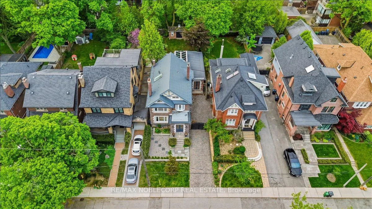 Photo 4 of 38 Glenrose Avenue, Toronto, Rosedale-Moore Park — HOMEH