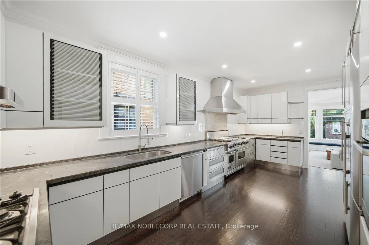 Photo 21 of 38 Glenrose Avenue, Toronto, Rosedale-Moore Park — HOMEH