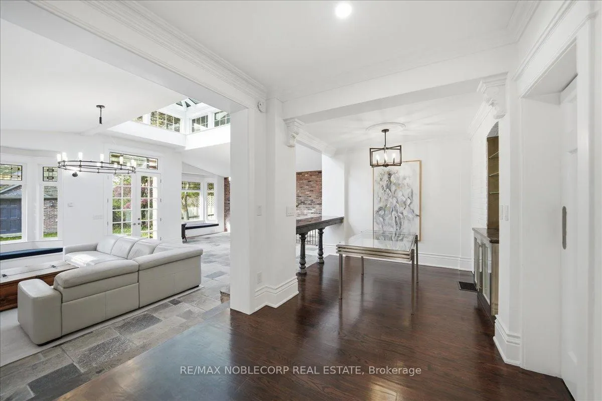 Photo 24 of 38 Glenrose Avenue, Toronto, Rosedale-Moore Park — HOMEH