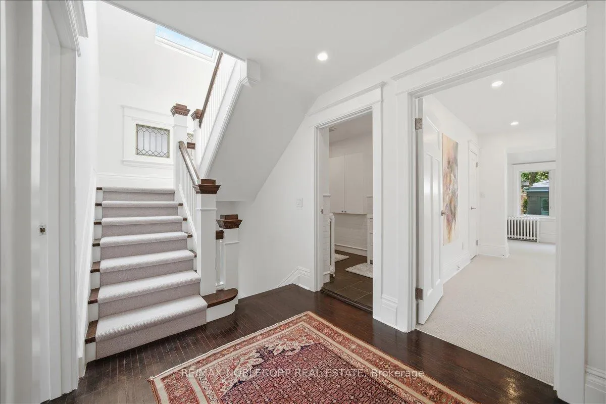 Photo 25 of 38 Glenrose Avenue, Toronto, Rosedale-Moore Park — HOMEH