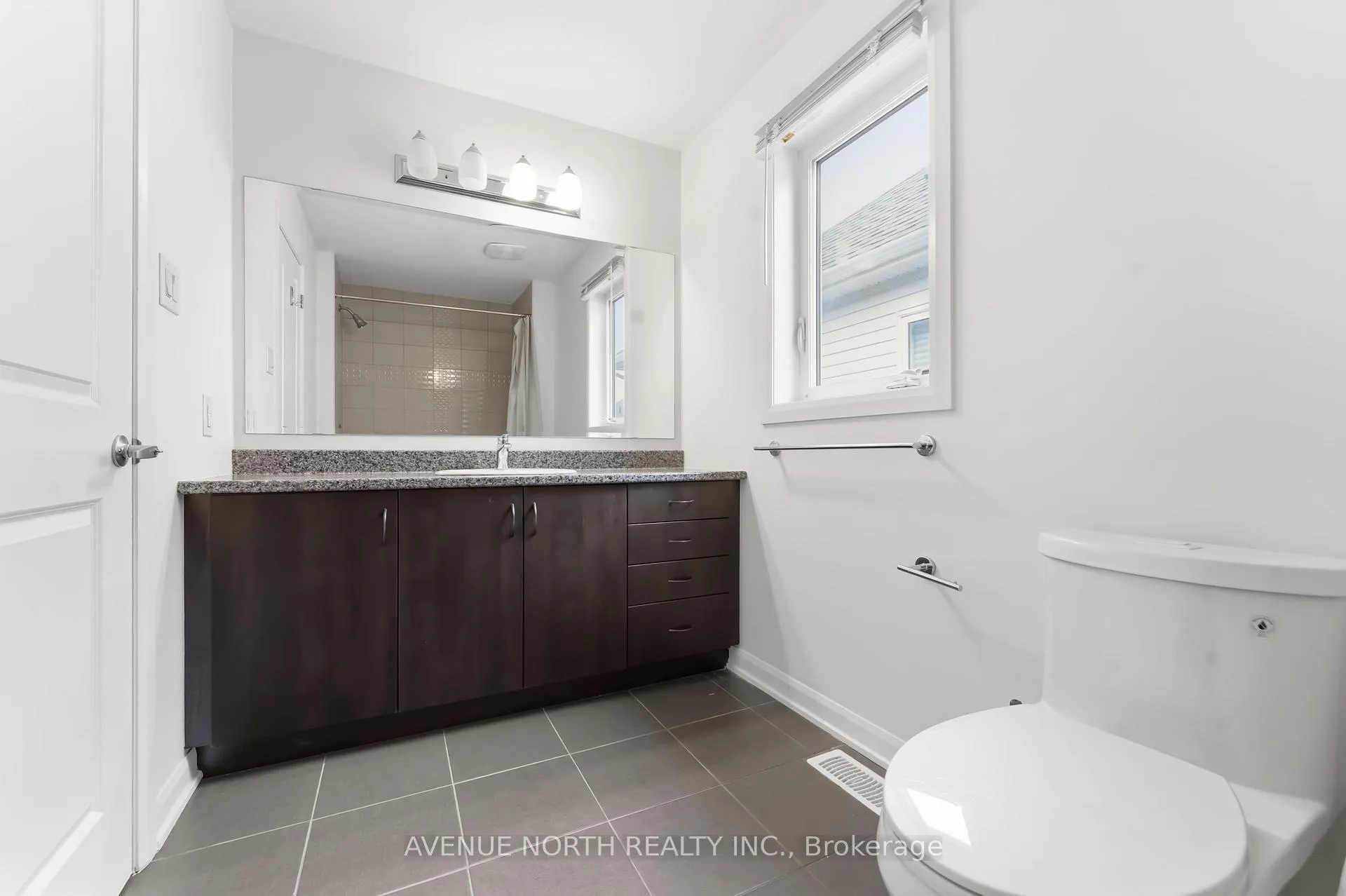 Photo 22 of 2082 Caltra Crescent, Ottawa, Barrhaven - Half Moon Bay — HOMEH