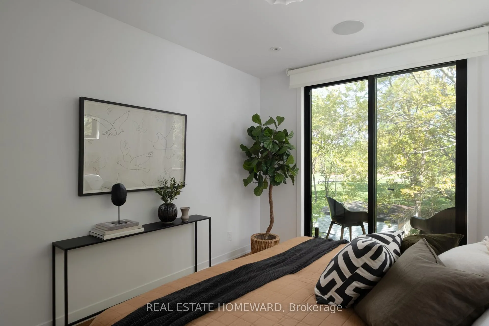 Photo 19 of 204 Bain Avenue, Toronto, North Riverdale — HOMEH