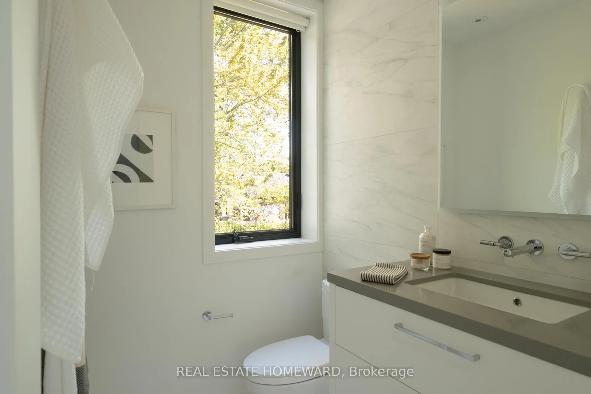 Photo 22 of 204 Bain Avenue, Toronto, North Riverdale — HOMEH
