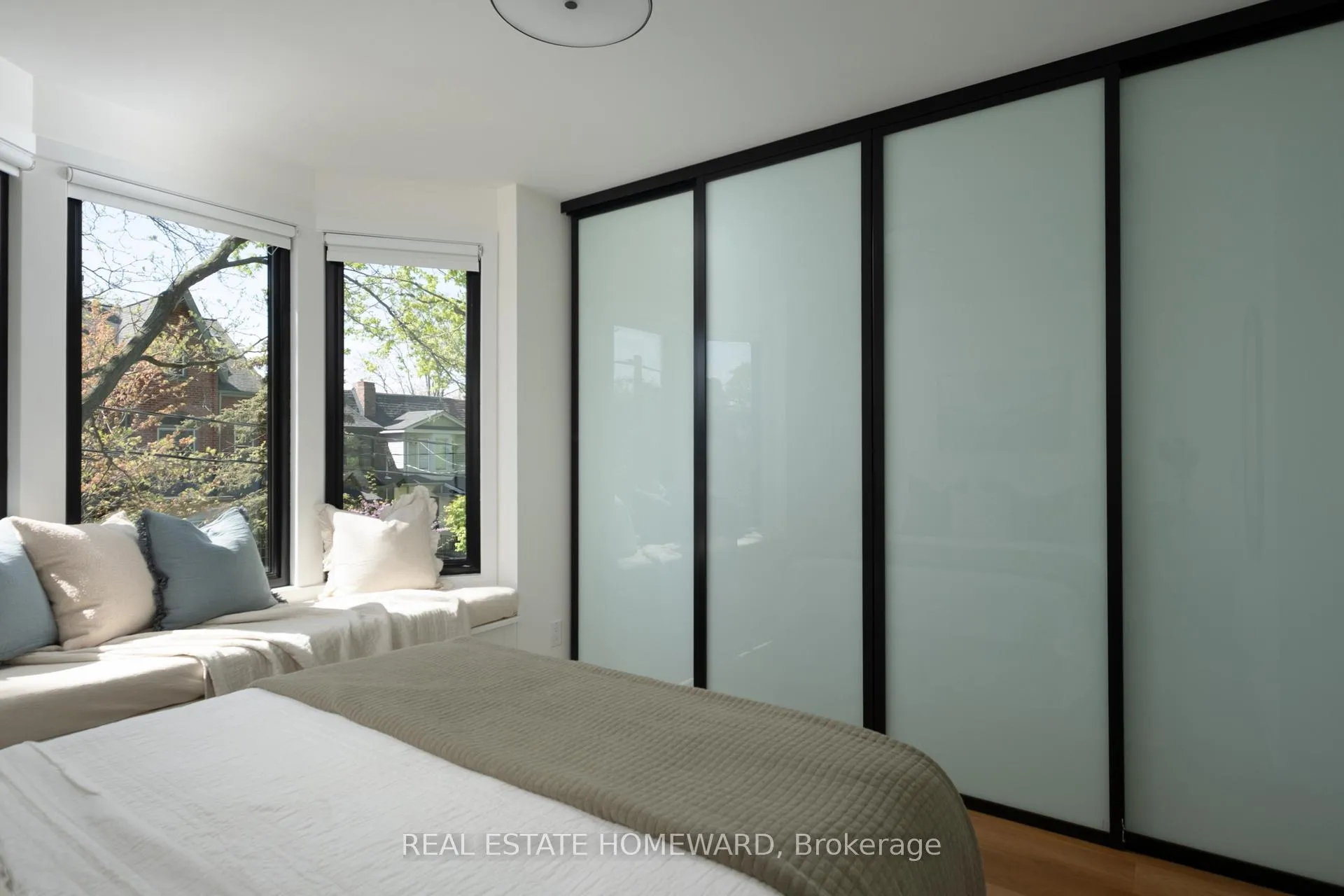 Photo 26 of 204 Bain Avenue, Toronto, North Riverdale — HOMEH