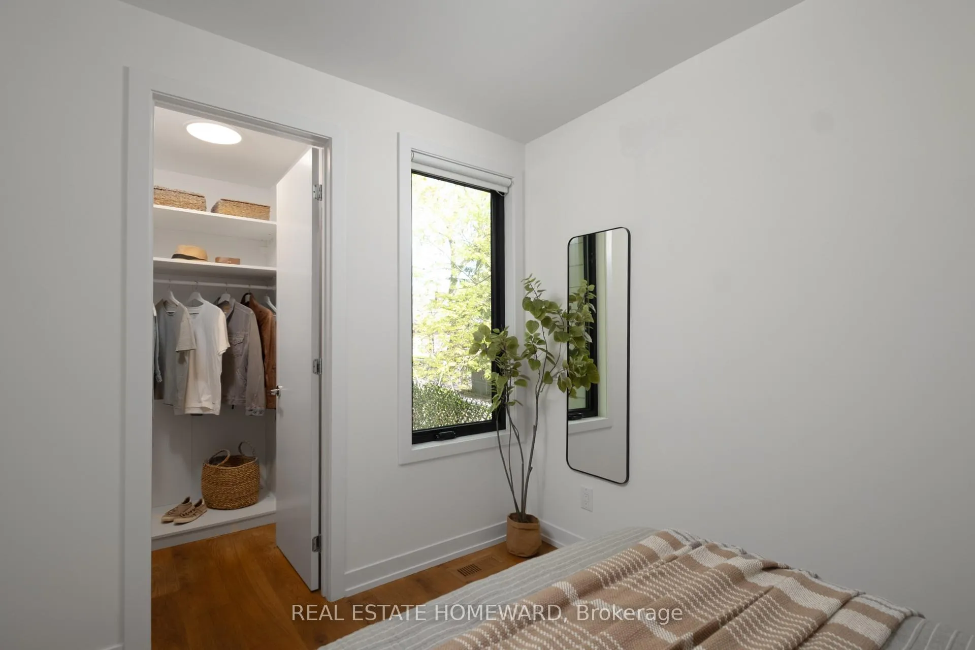 Photo 31 of 204 Bain Avenue, Toronto, North Riverdale — HOMEH