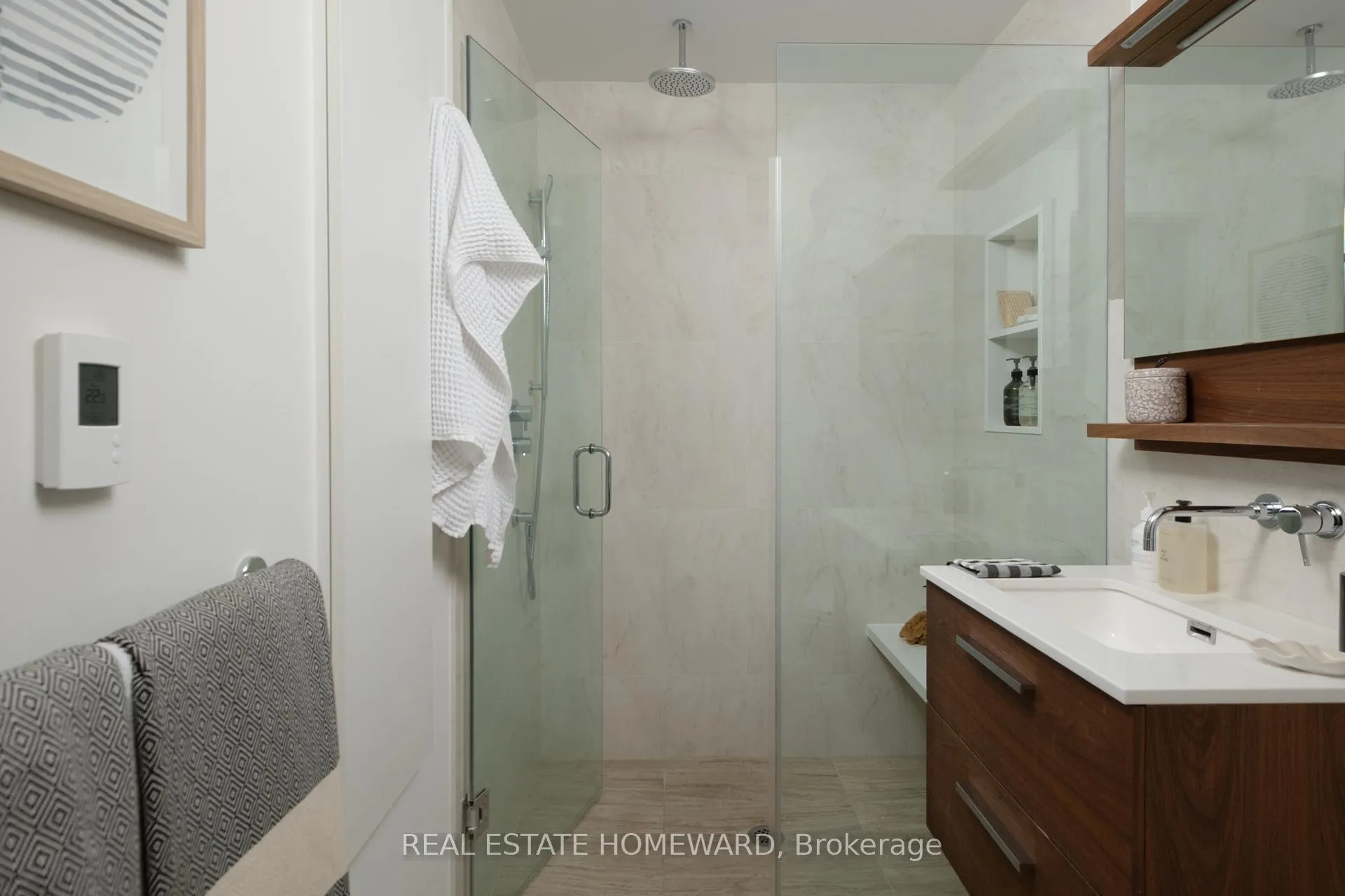 Photo 32 of 204 Bain Avenue, Toronto, North Riverdale — HOMEH