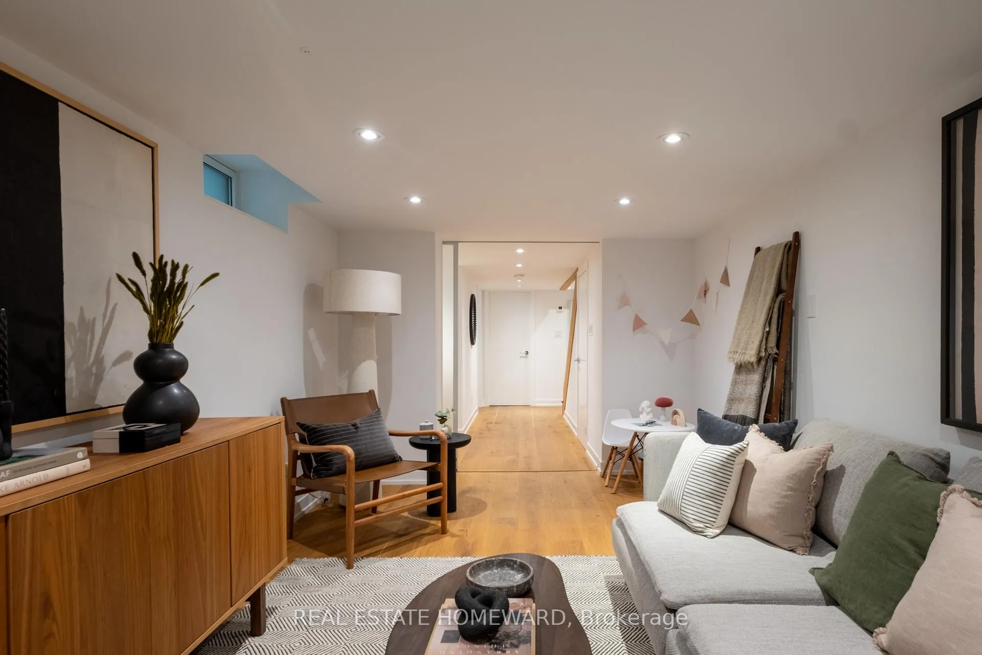 Photo 34 of 204 Bain Avenue, Toronto, North Riverdale — HOMEH
