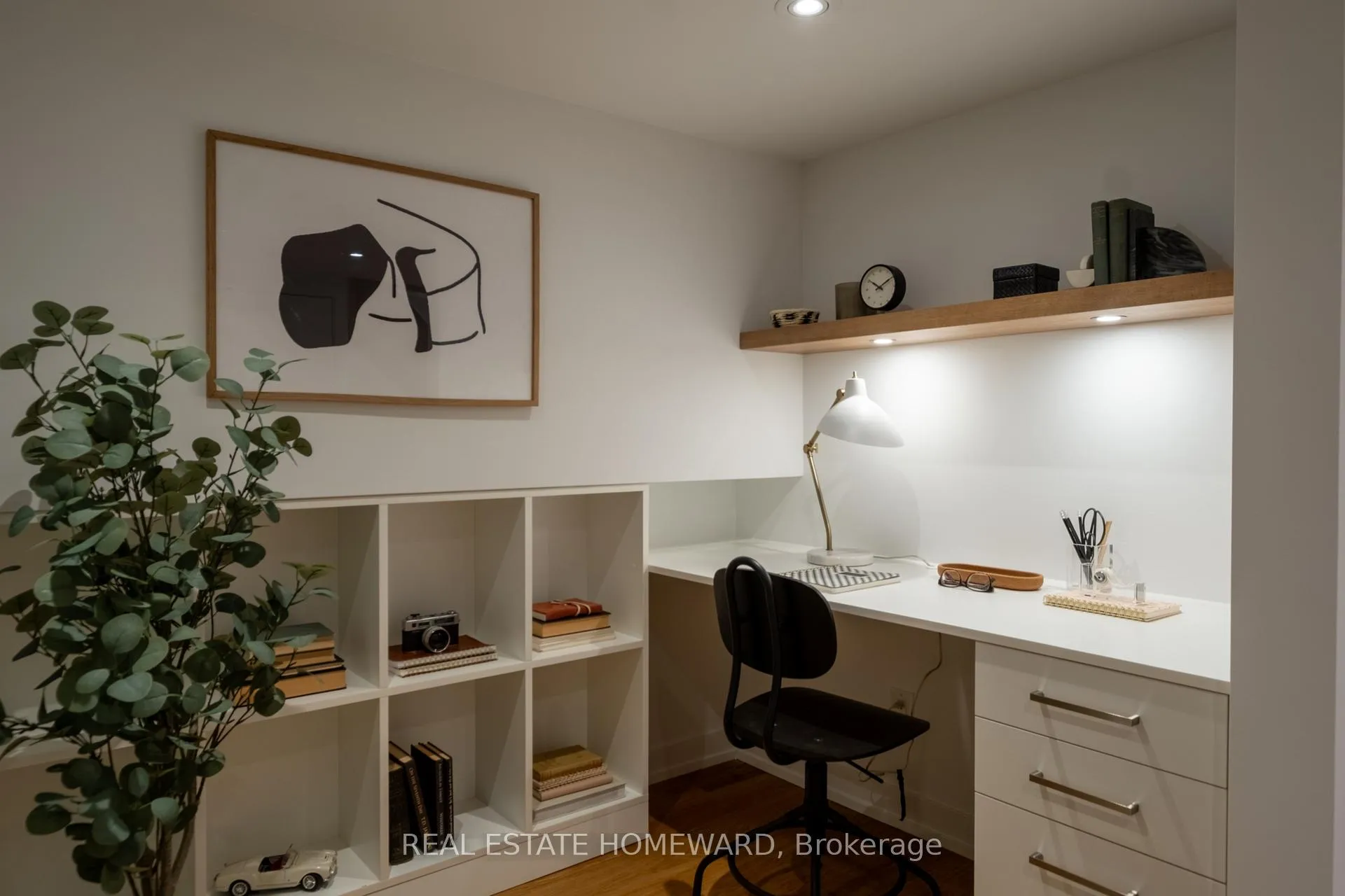 Photo 36 of 204 Bain Avenue, Toronto, North Riverdale — HOMEH