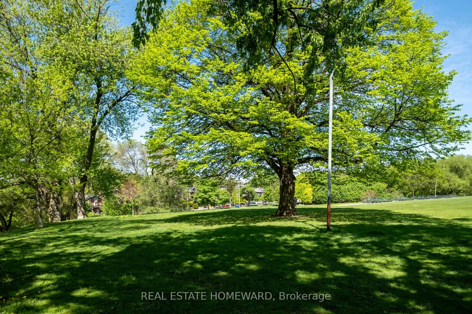 Photo 44 of 204 Bain Avenue, Toronto, North Riverdale — HOMEH