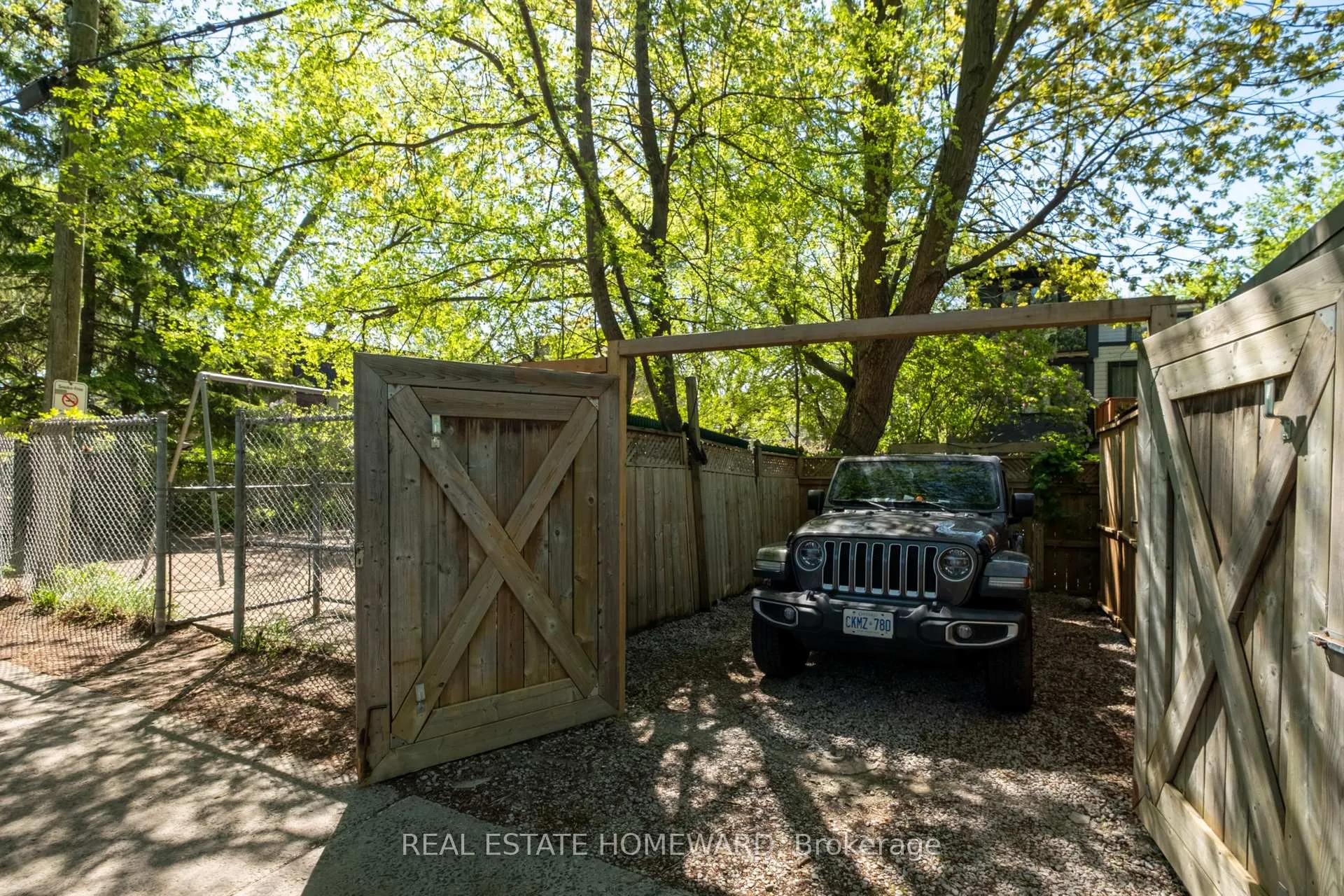 Photo 46 of 204 Bain Avenue, Toronto, North Riverdale — HOMEH